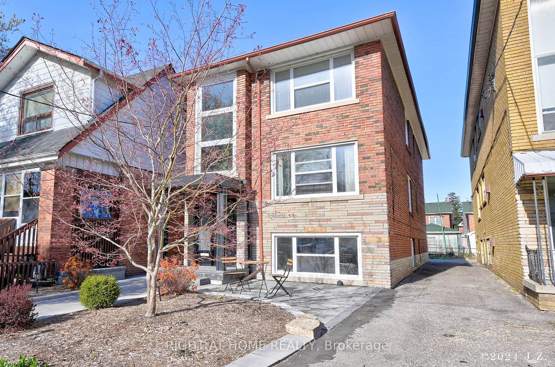 41 Frankdale Ave L/Level