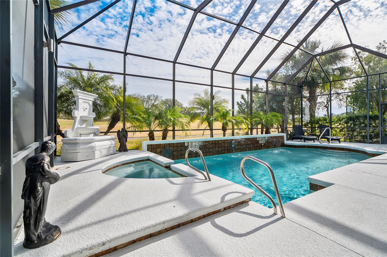 15 S Waterview Drive