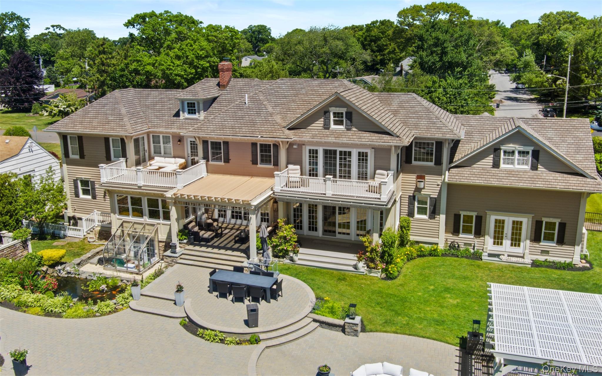 10 Magoun Road
