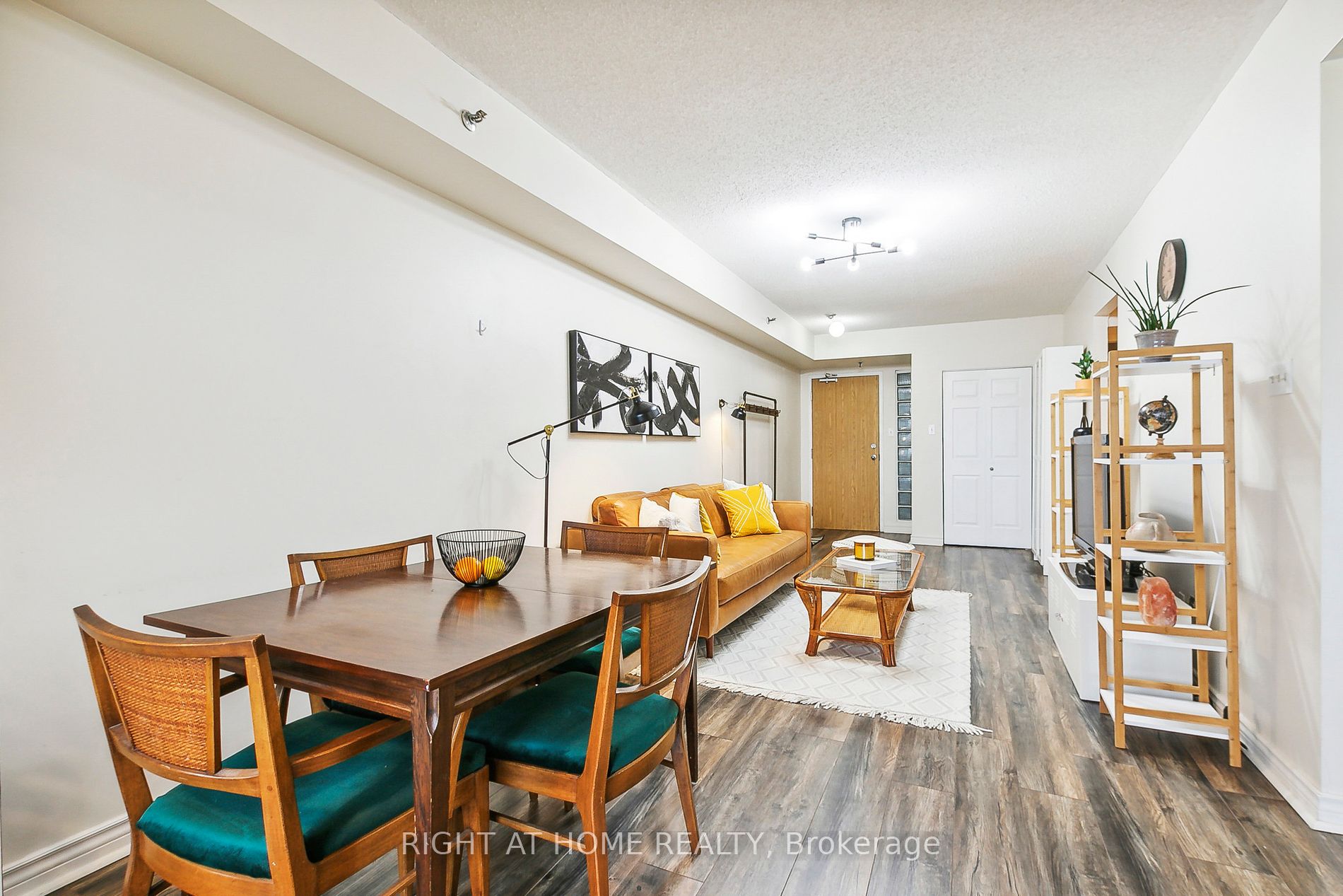 5800 E Sheppard Ave 304
