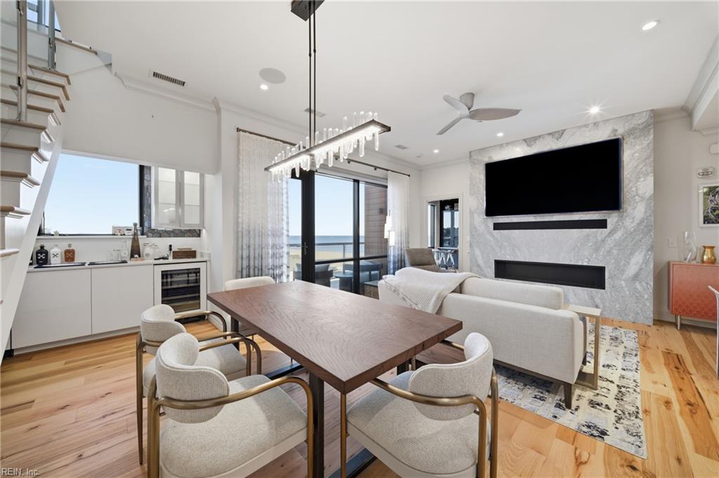 104 42nd Street 411