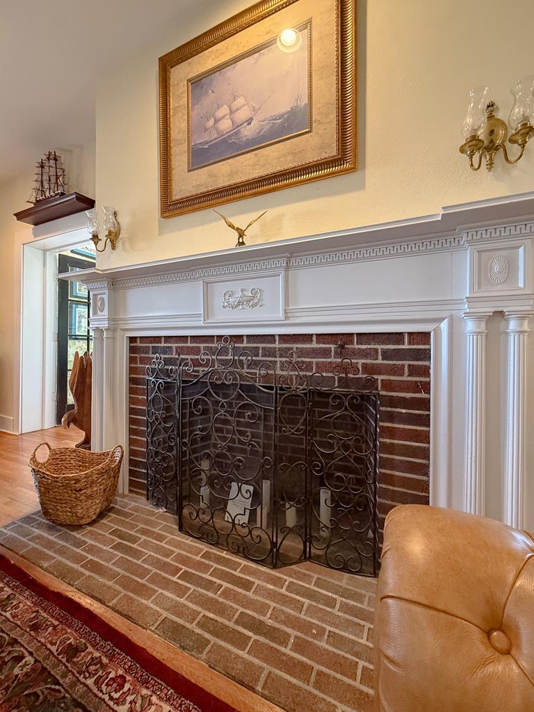 212 Bay Ave 9A