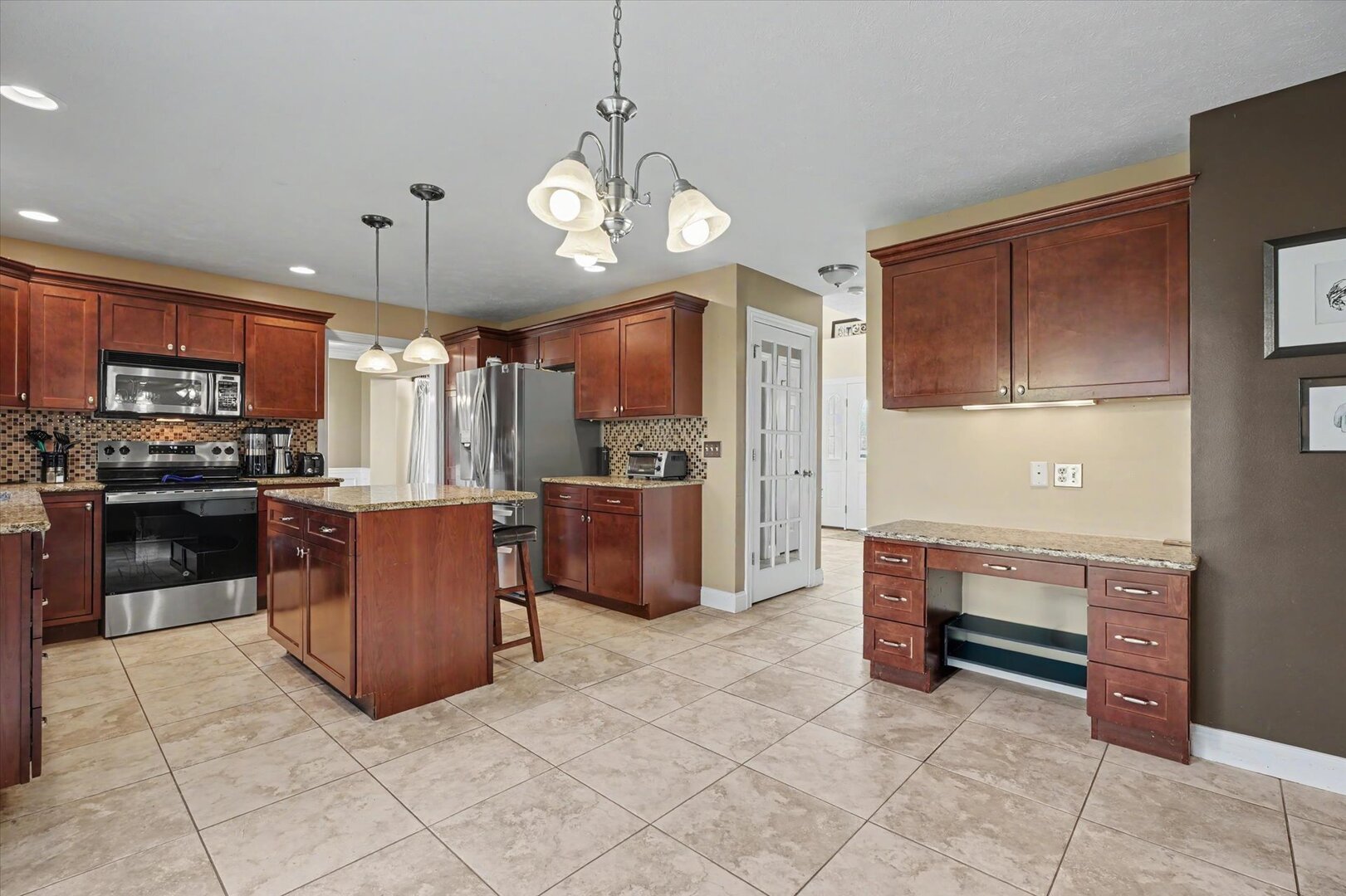 2101 Talans Drive