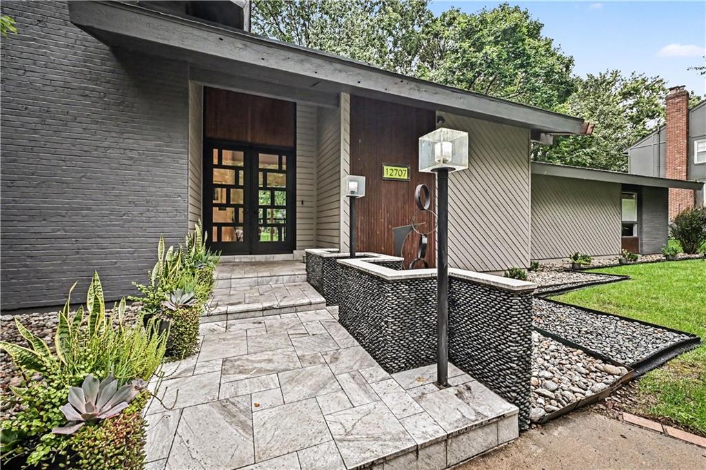 12707 Cherokee Lane