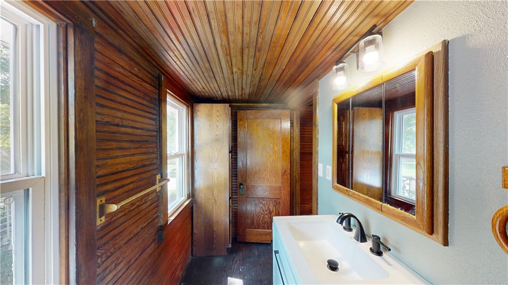 503 E Locust Street