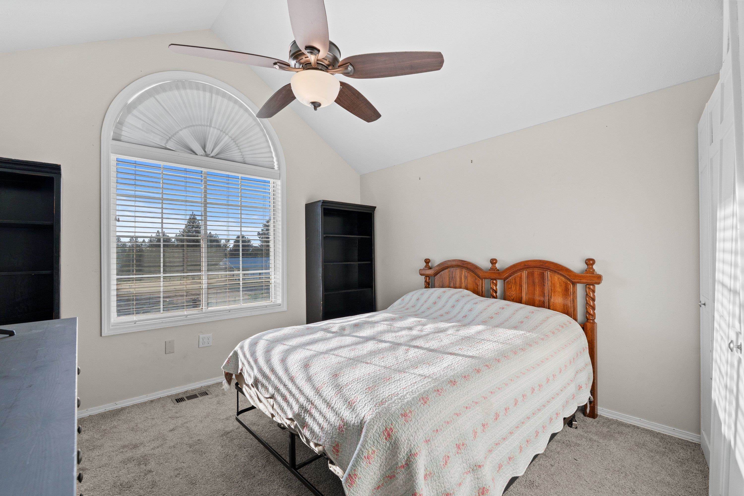 1029 W Crestview Rd