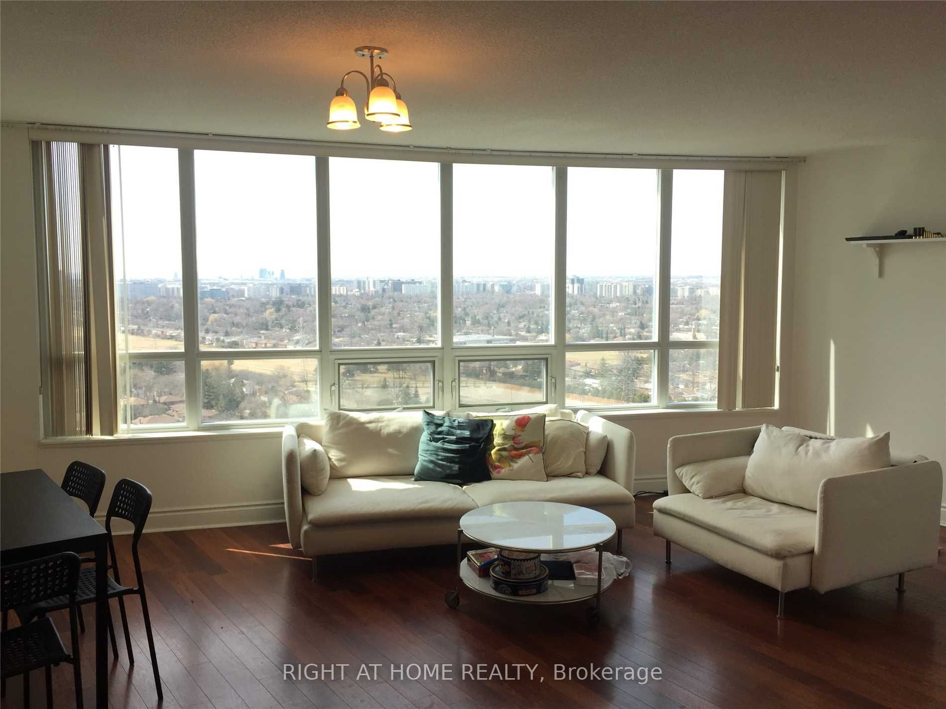 25 Greenview Ave 2319