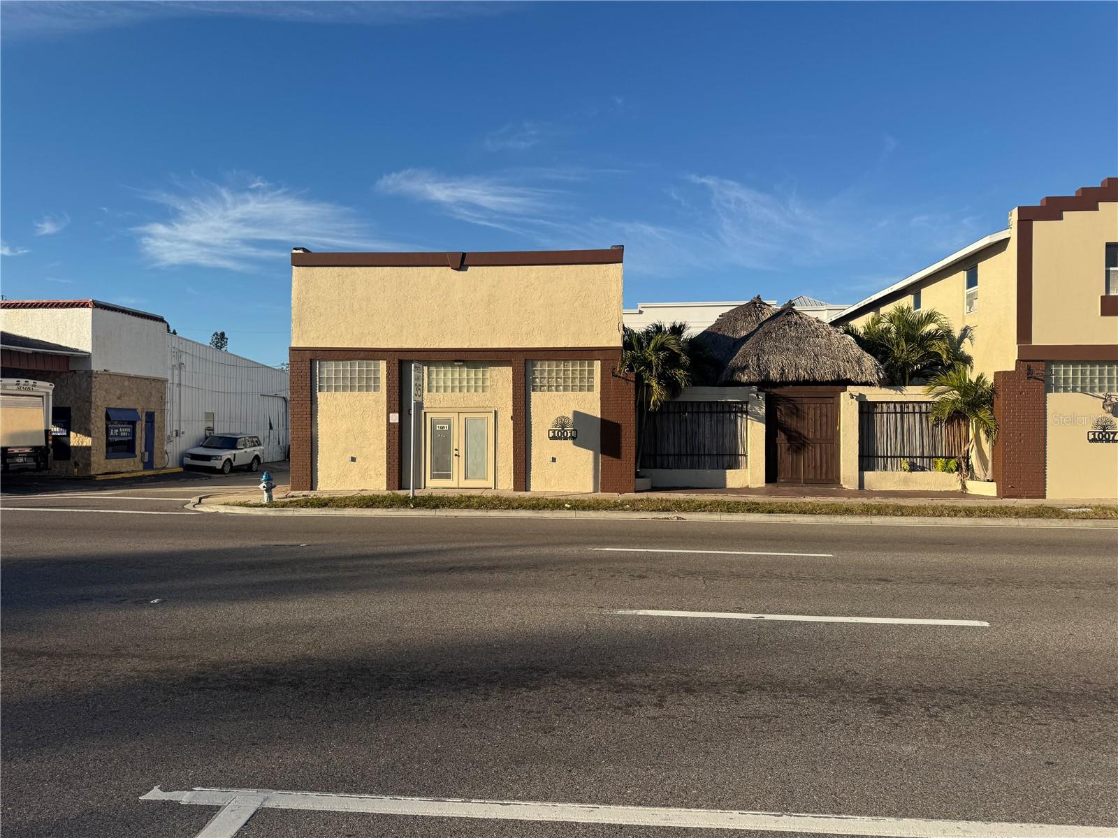 1001 Manatee Avenue E, Bradenton, FL