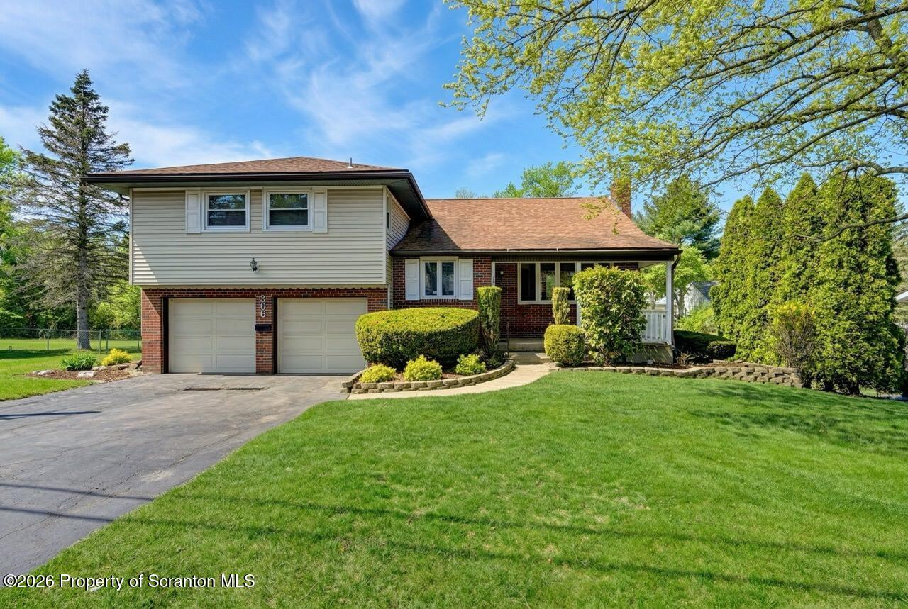 506 Tulip Circle