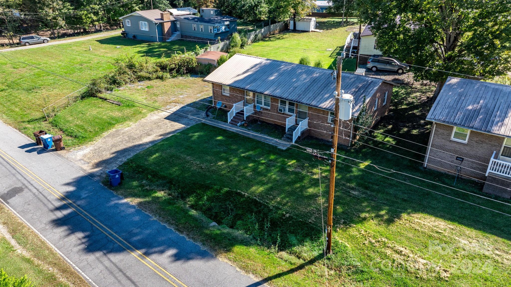 1816 & 1818 22nd Street NE