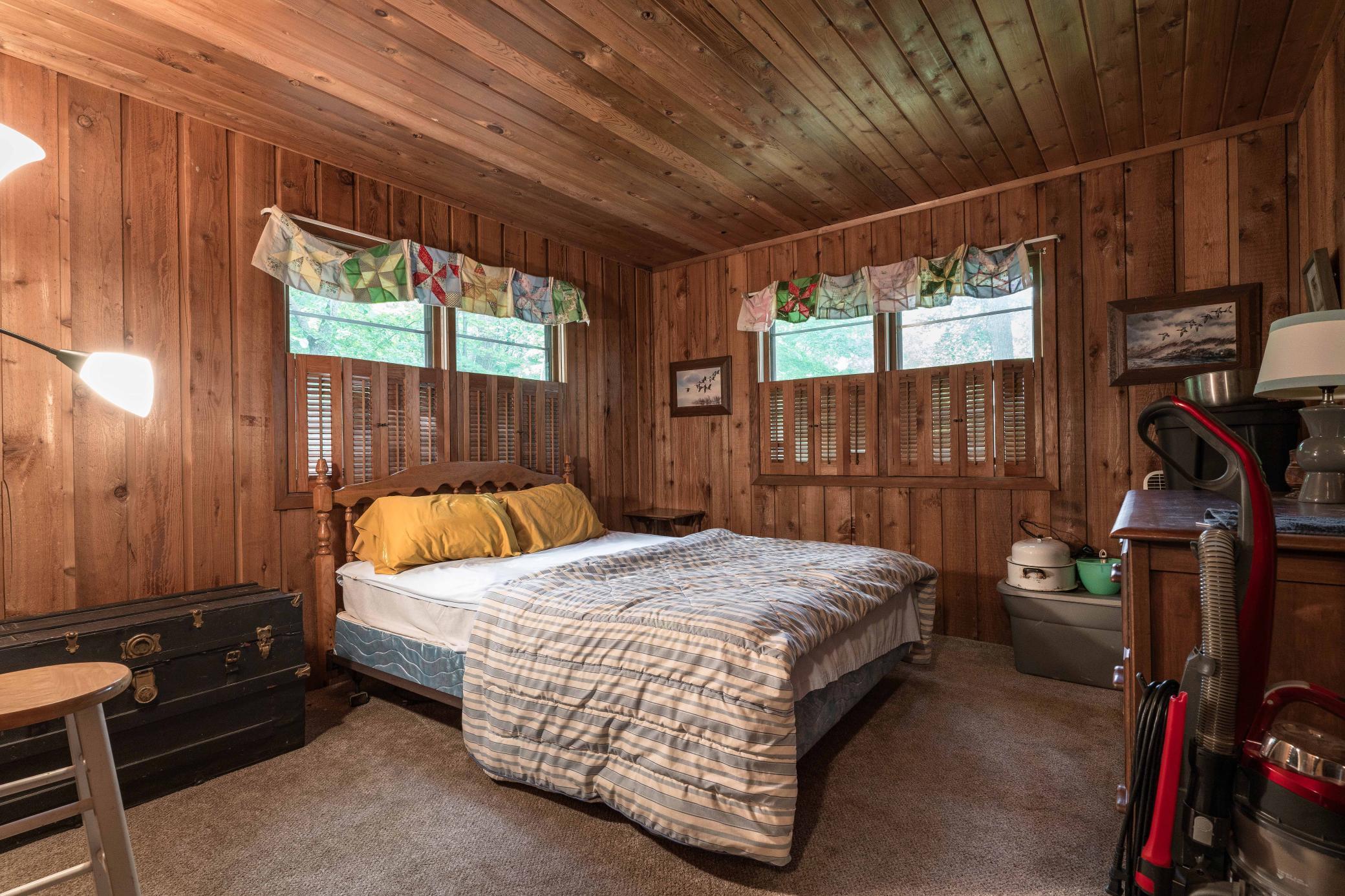 39060 Peninsula Lane