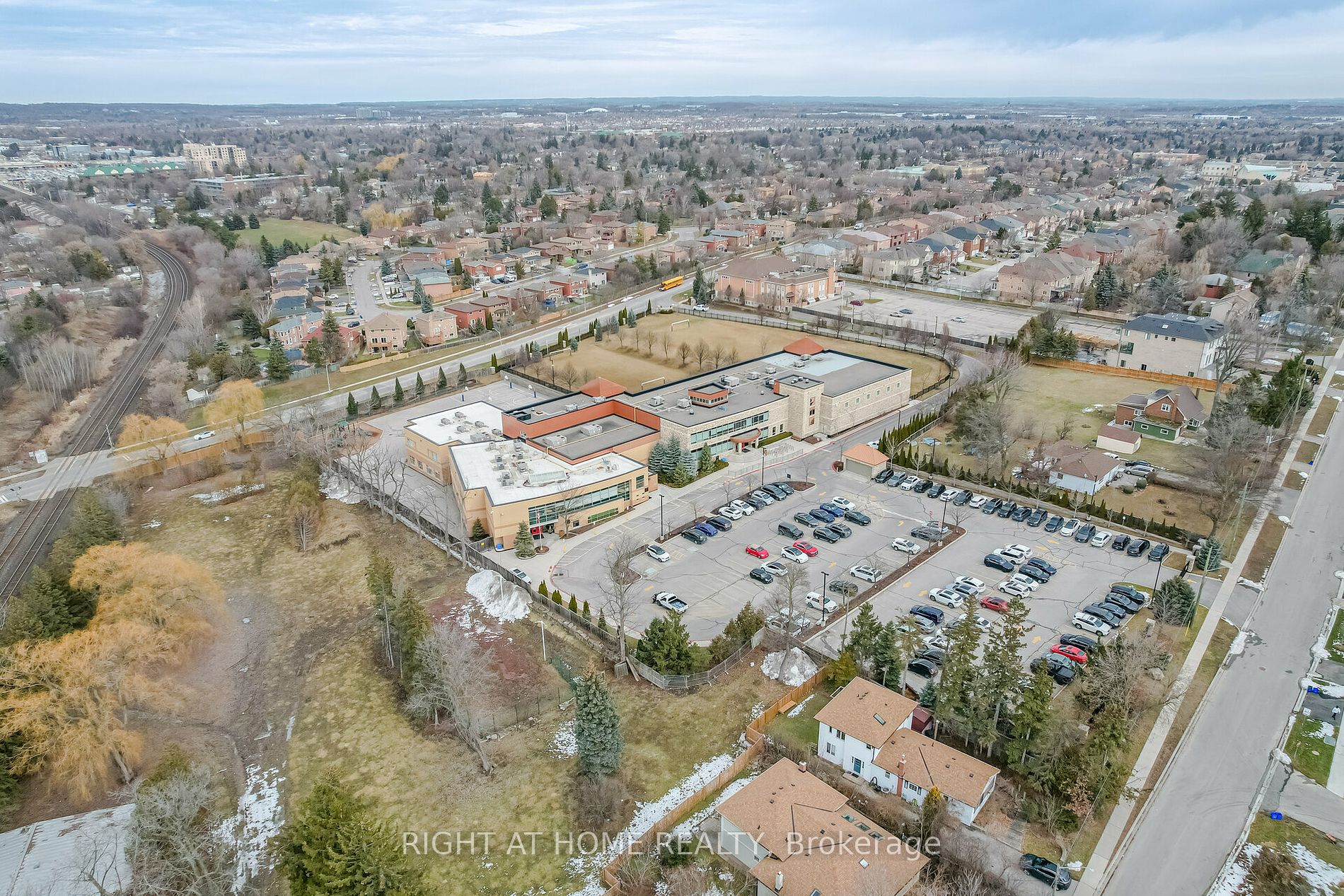 75 E Weldrick Rd 417