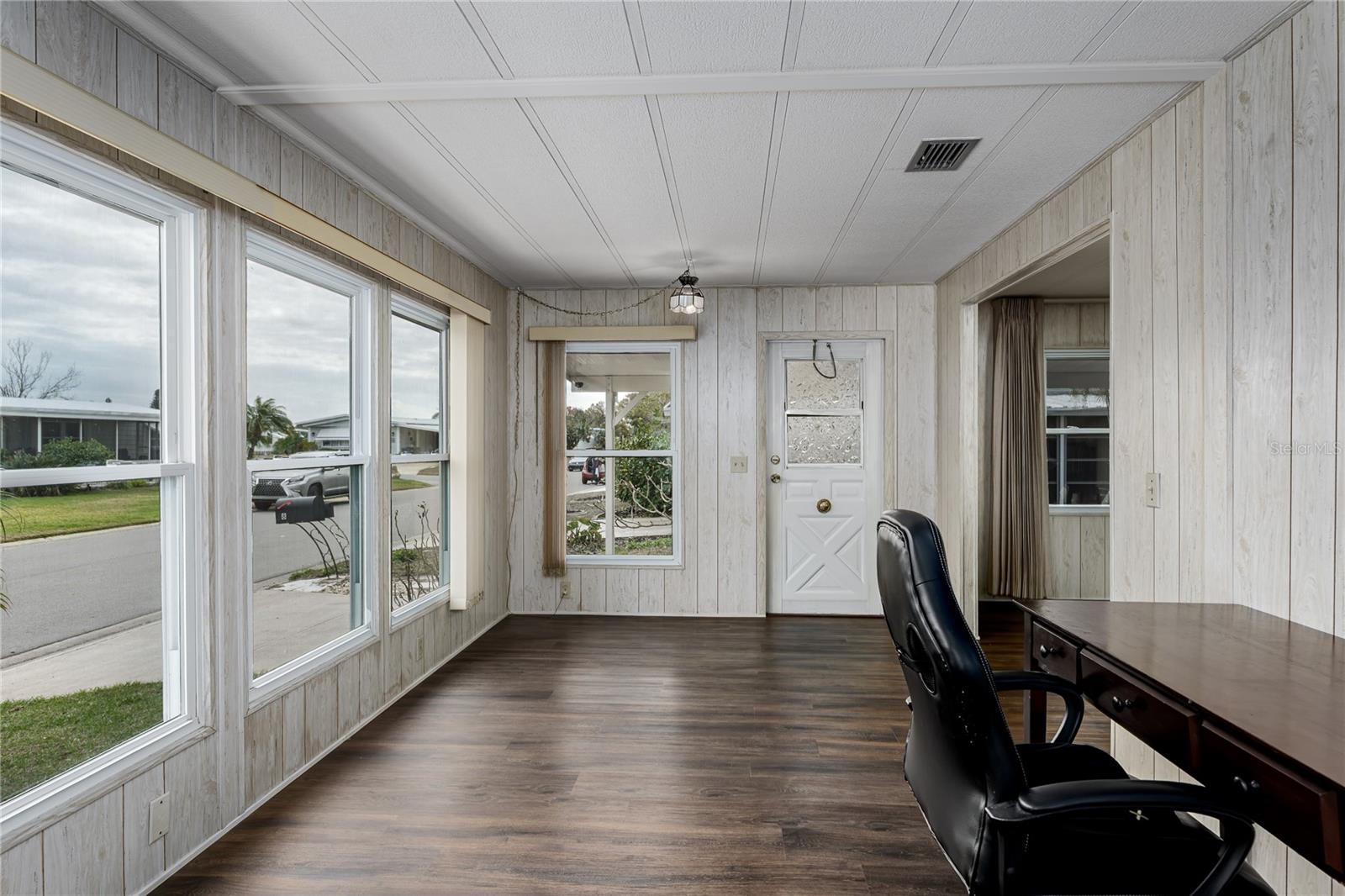 6710 36th Avenue E 8