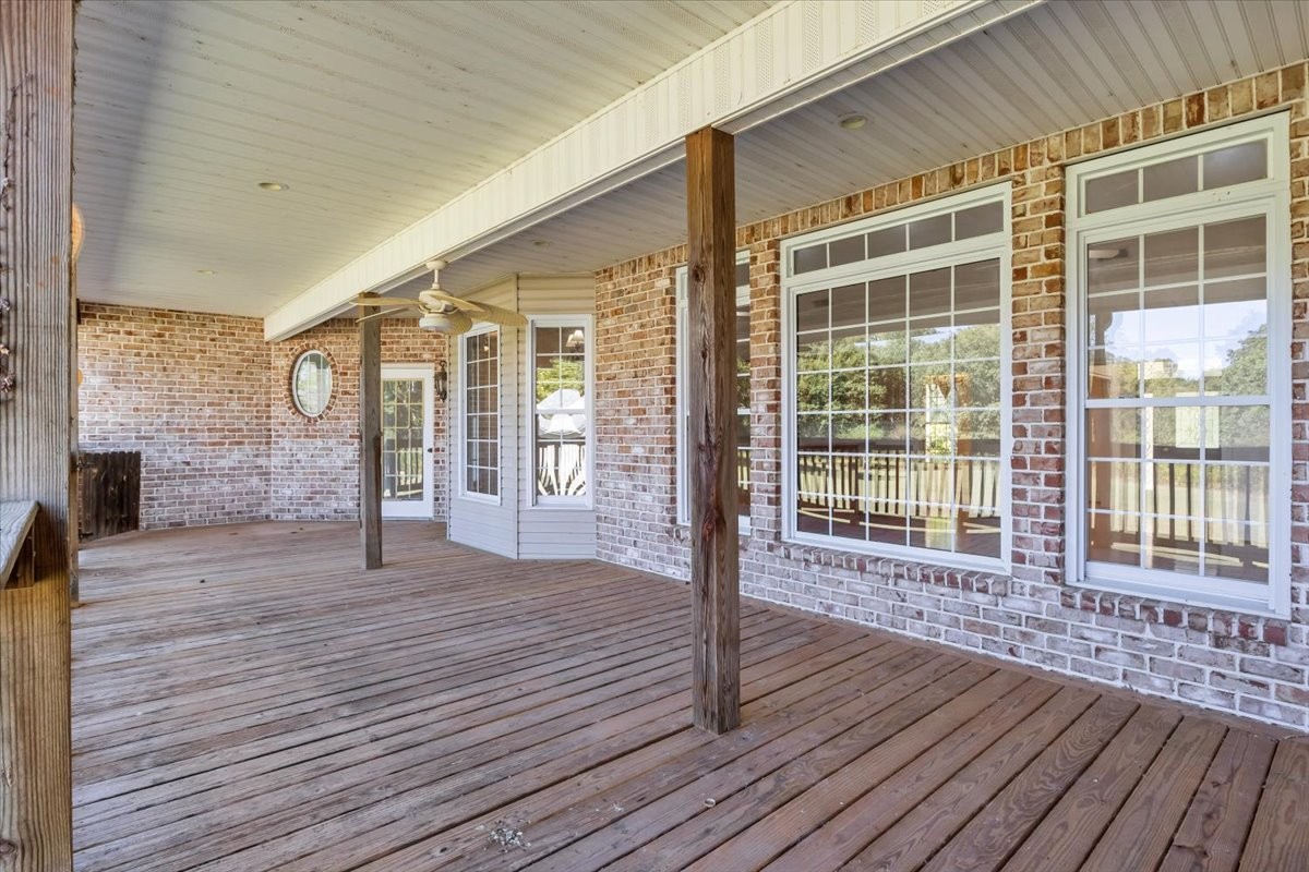 2440 Maple Grove Rd