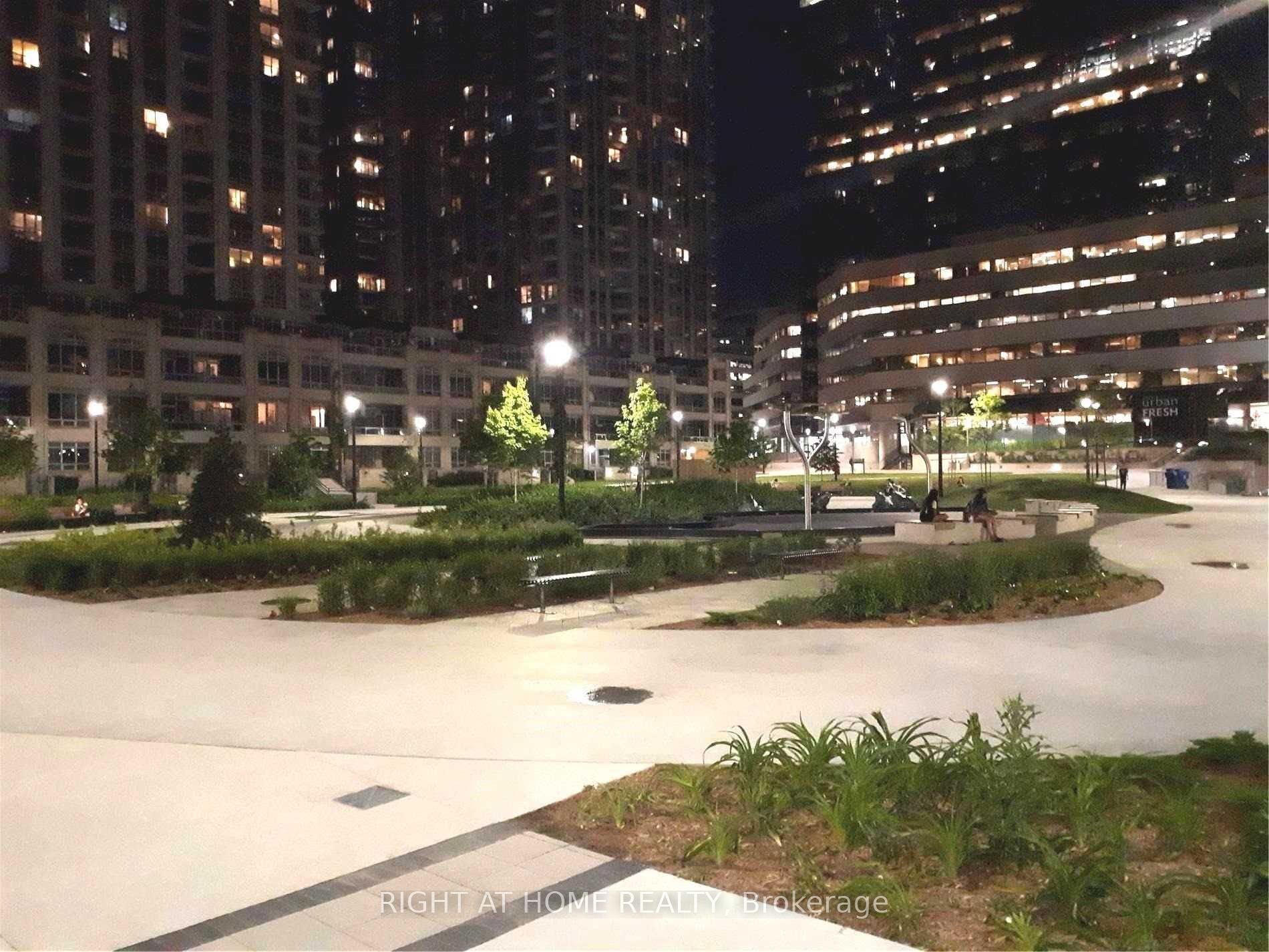 388 Yonge St 7405