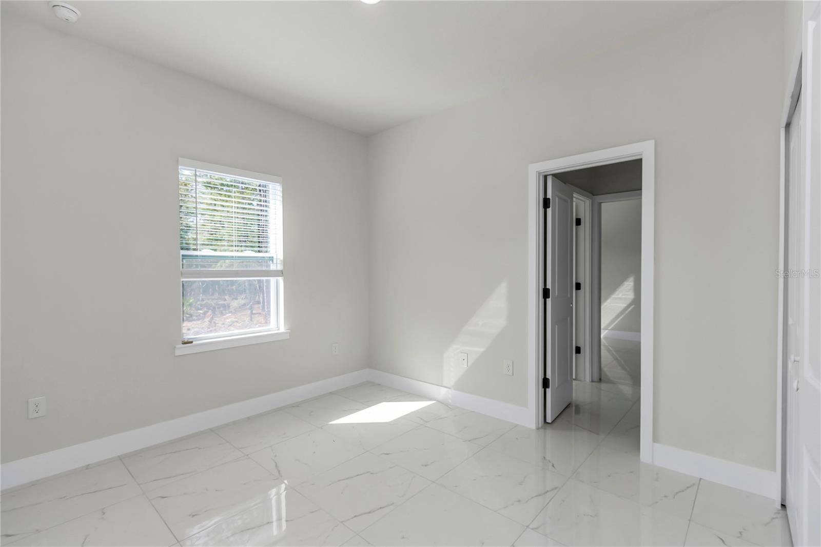 2760 SW 140th Loop
