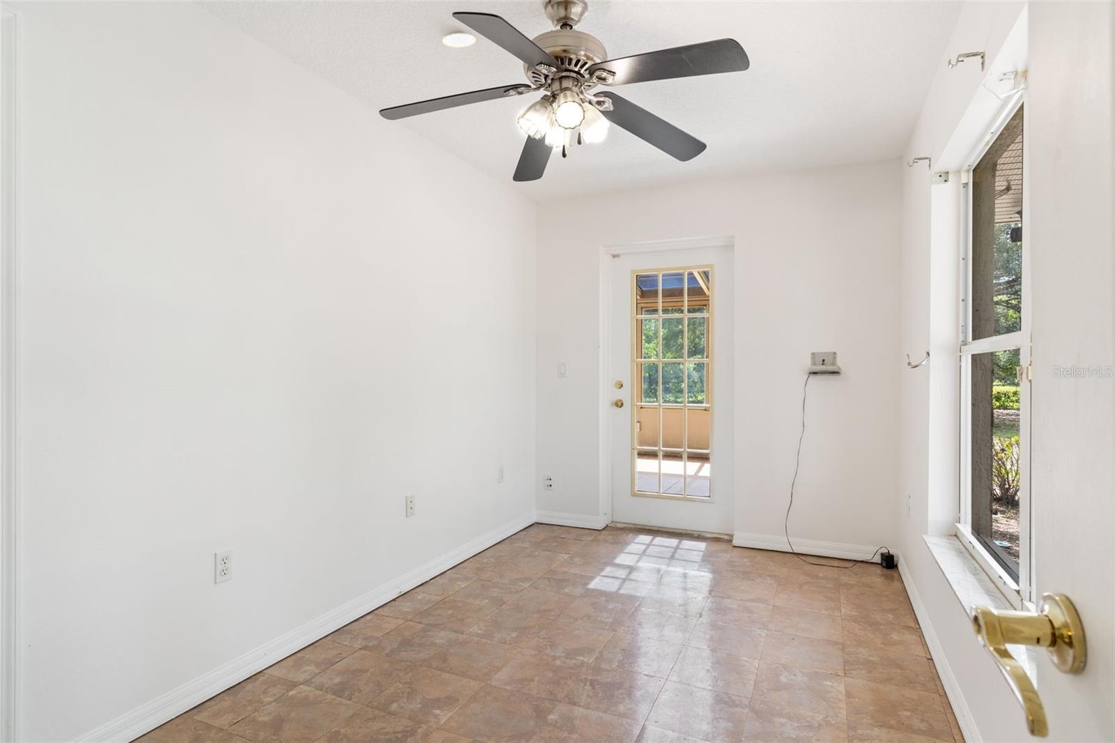 2800 Hammock Groves Road