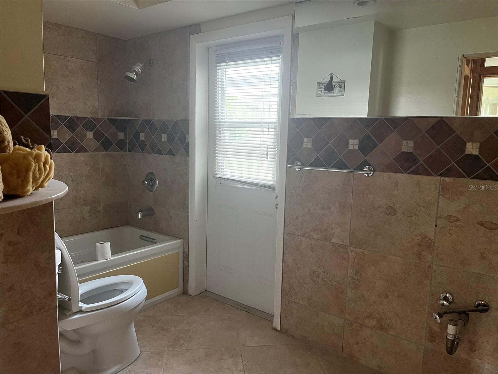 1714 Delaware Avenue NE