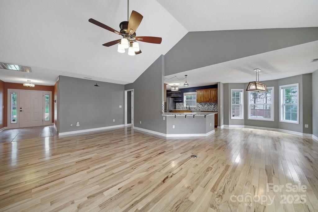 4394 Mountain Creek Road