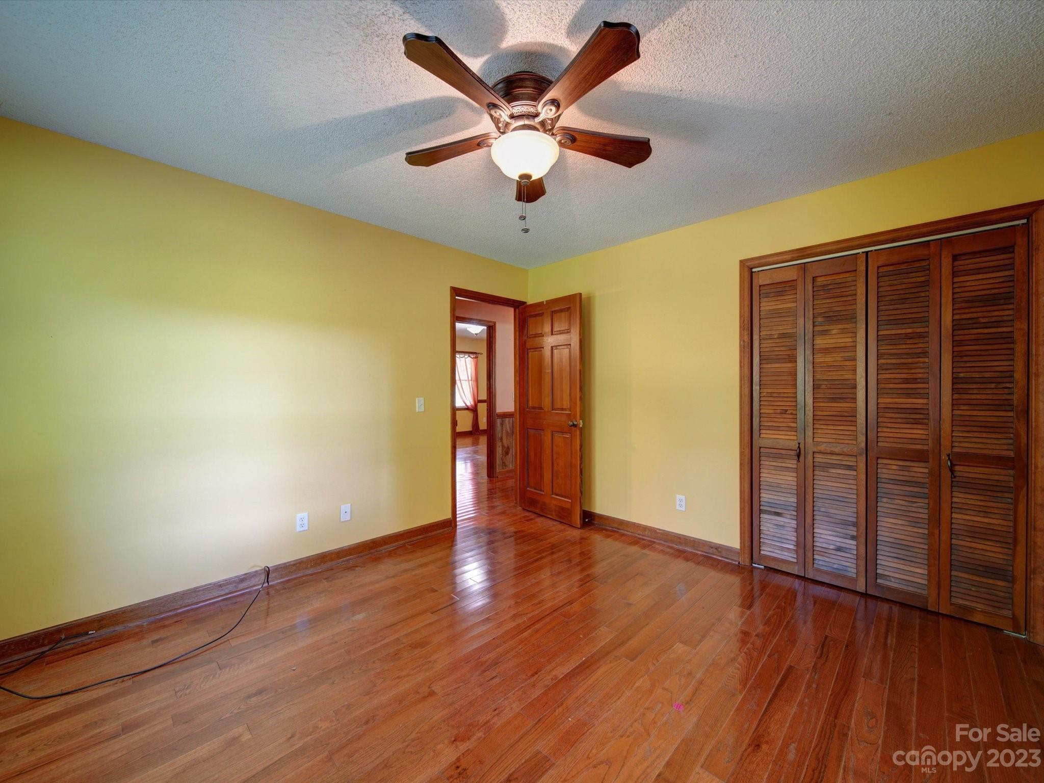605 Heatherwood Drive