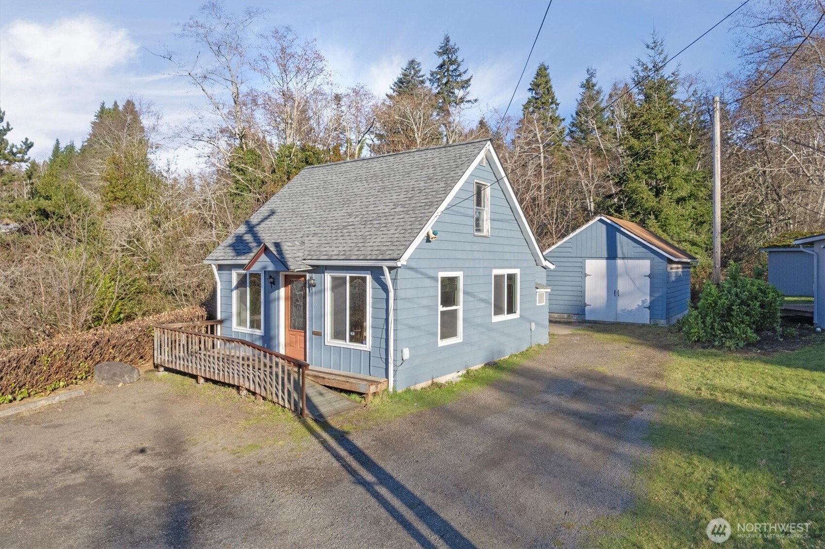 *Commercial or residential!* This cute little three bedroom in Cathlamet is ready and waiting for its next purpose.  It has most recently been a cozy home with a private back yard, but had another life as an insurance office with high commercial visibility. Located just off of the highway in an area free of zoning, there are a number of possibilities for this property. Bordered by a creek and mature trees, the backyard is a great outdoor space with some room to garden and established fruit trees. Park in the detached garage or use it for storage or workspace. Downtown Cathlamet with access to the Columbia River is just a few minutes away and you'll only be 1.5 hours to PDX. Come see this one!