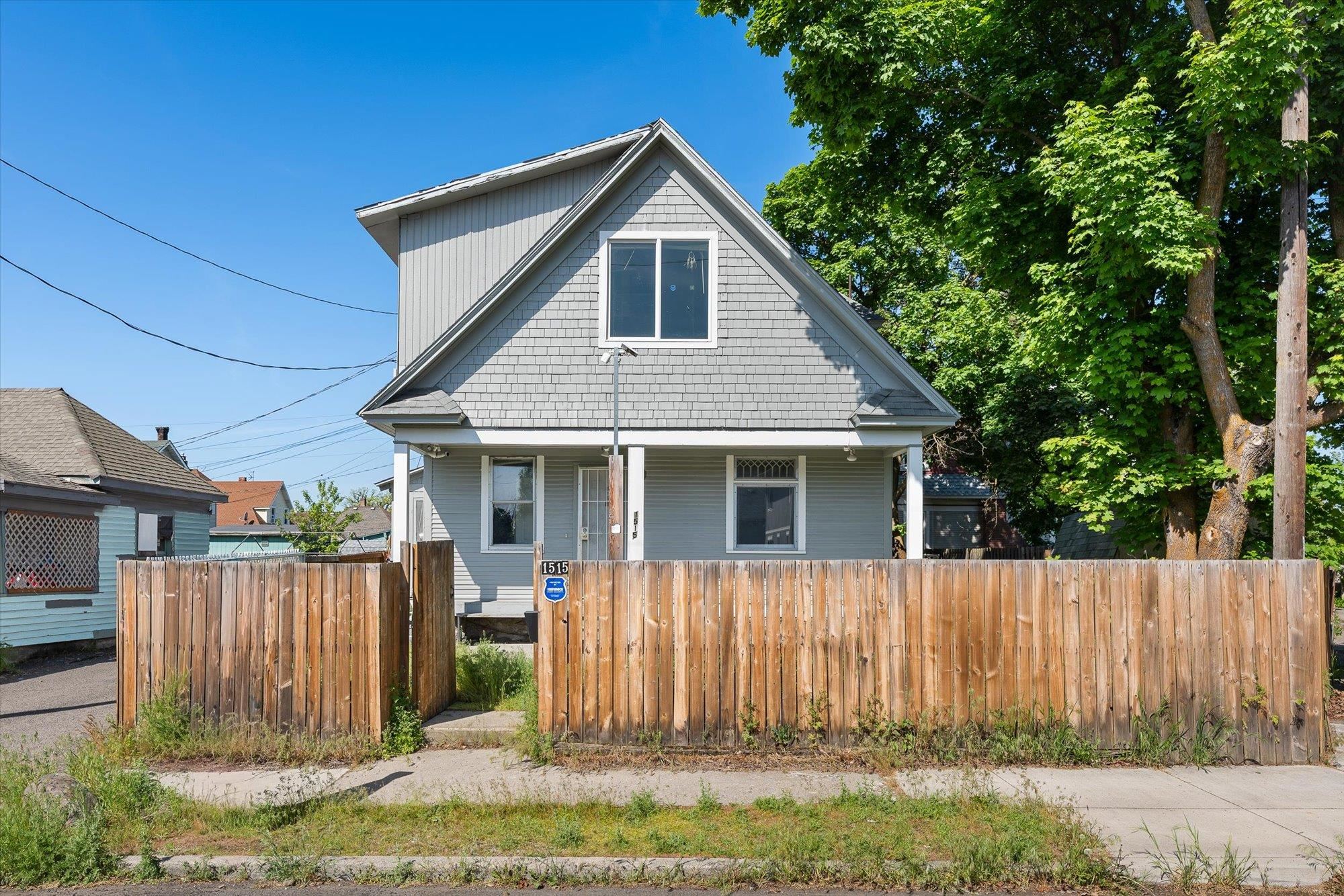 1515 N Cedar St