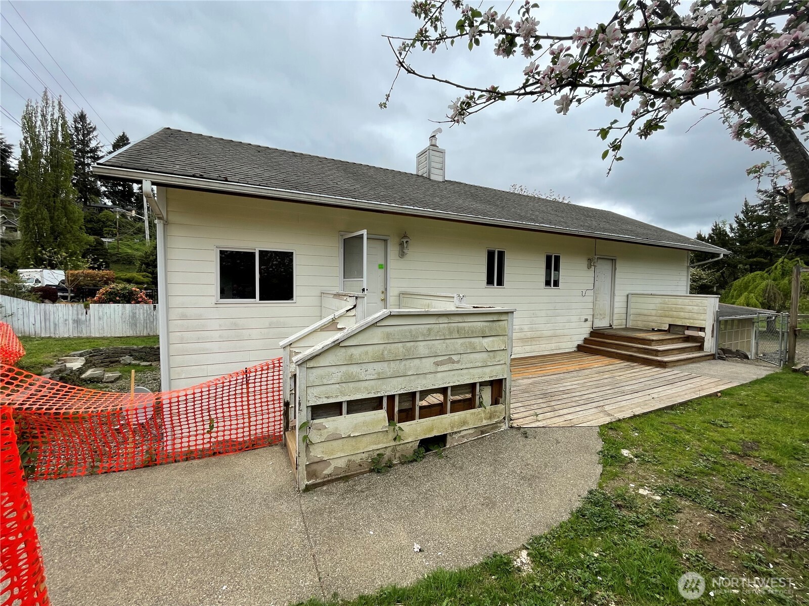 1700 N B Street