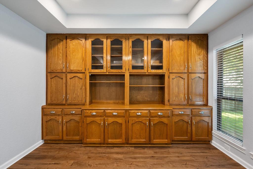 2206 Sand Creek Court