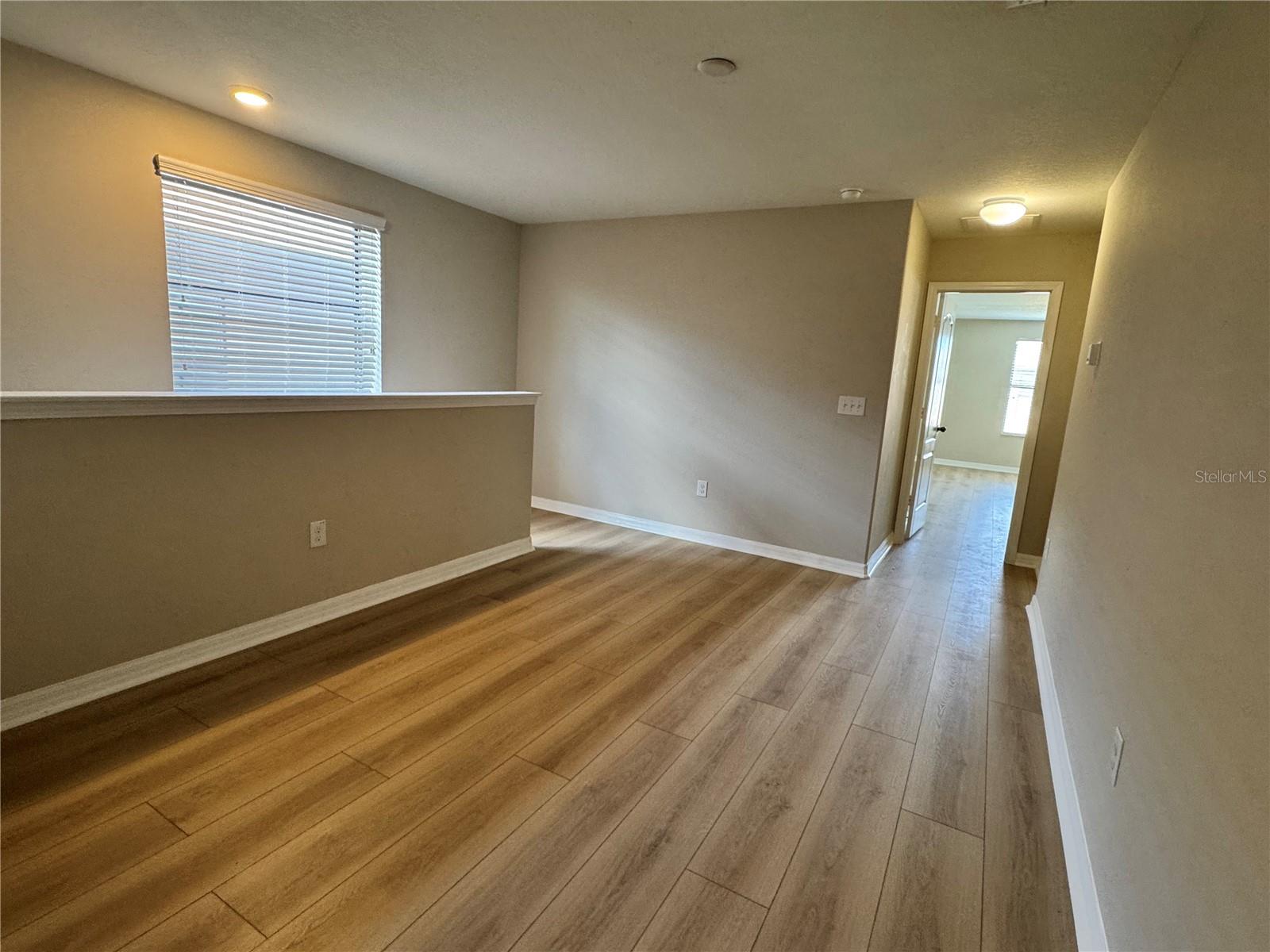 2711 Garden Falls Drive