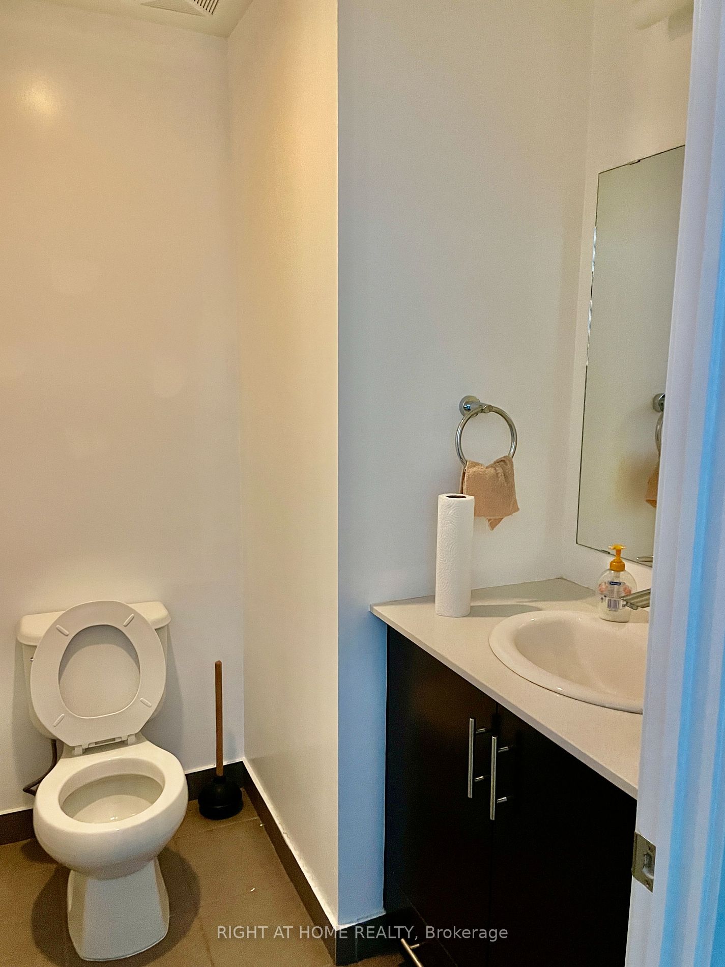 360 Square One Dr 1011