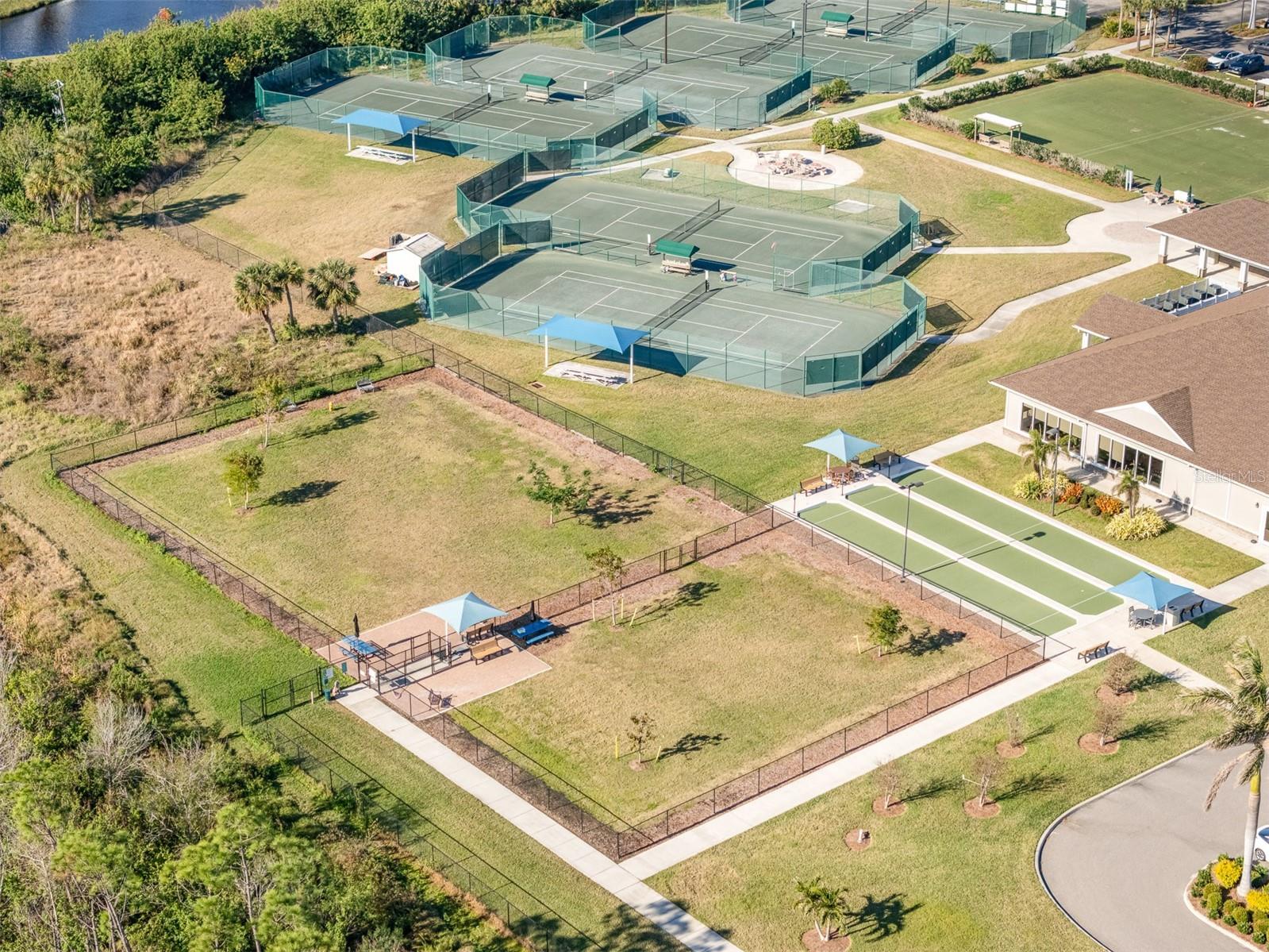2669 Wax Myrtle Court