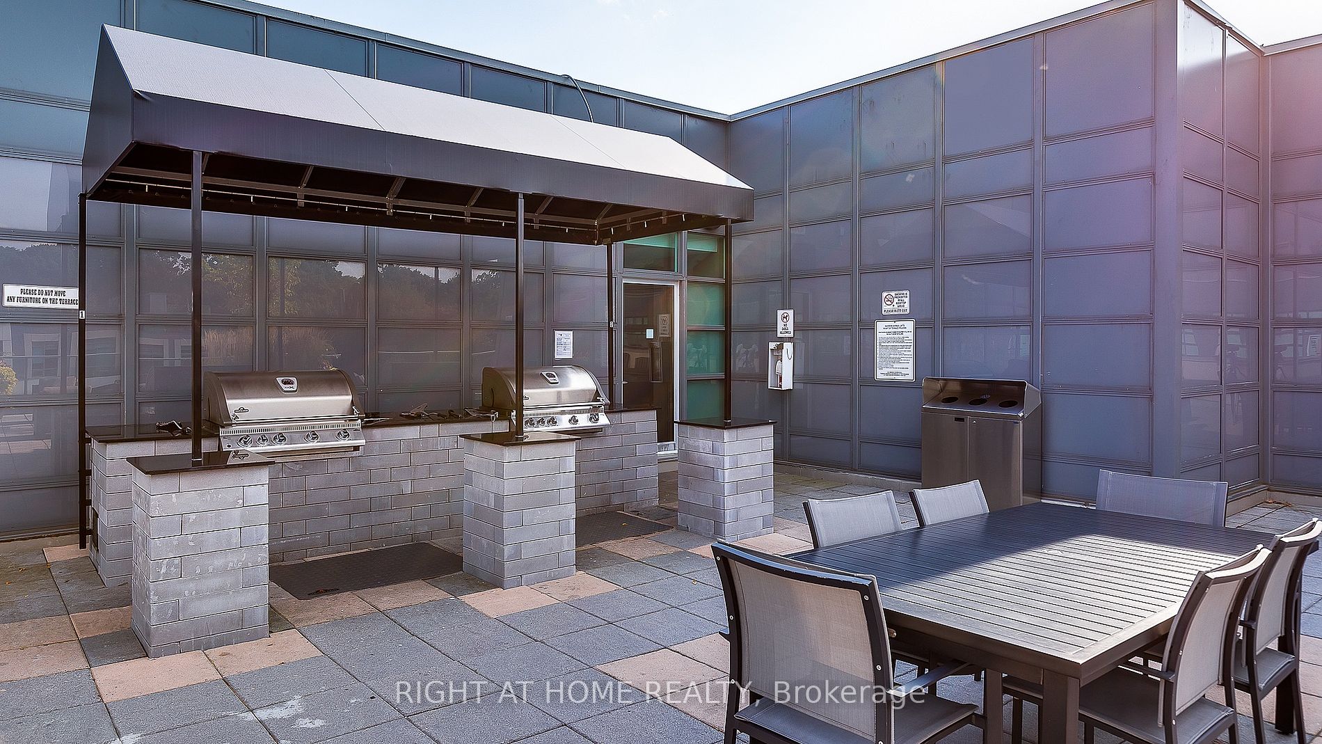 380 Macpherson Ave 314