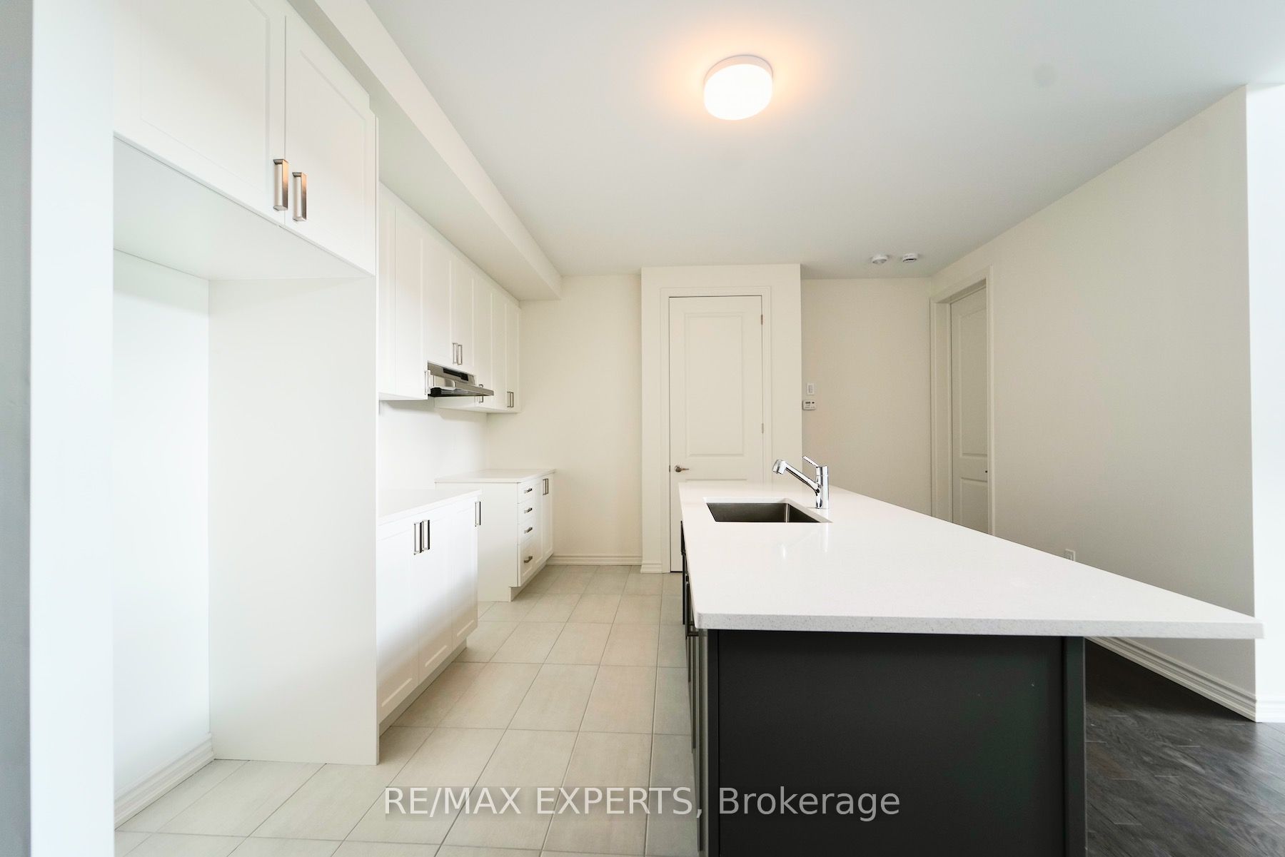 18 Mayapple St