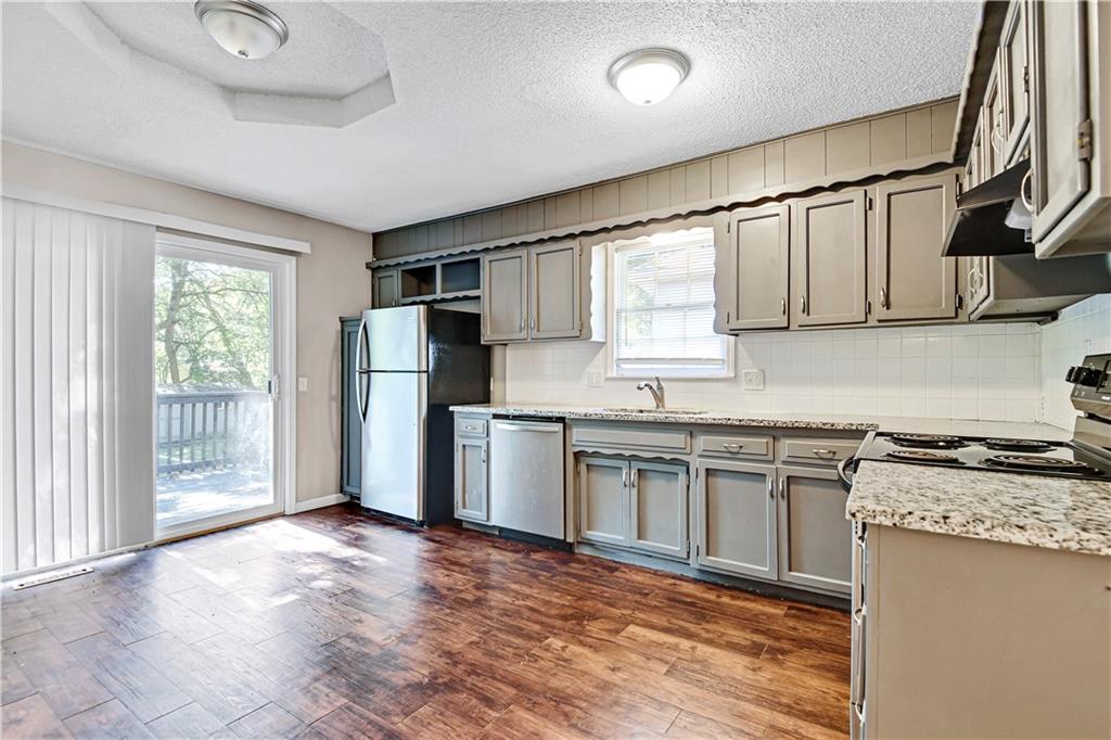 16605 W 147th Street