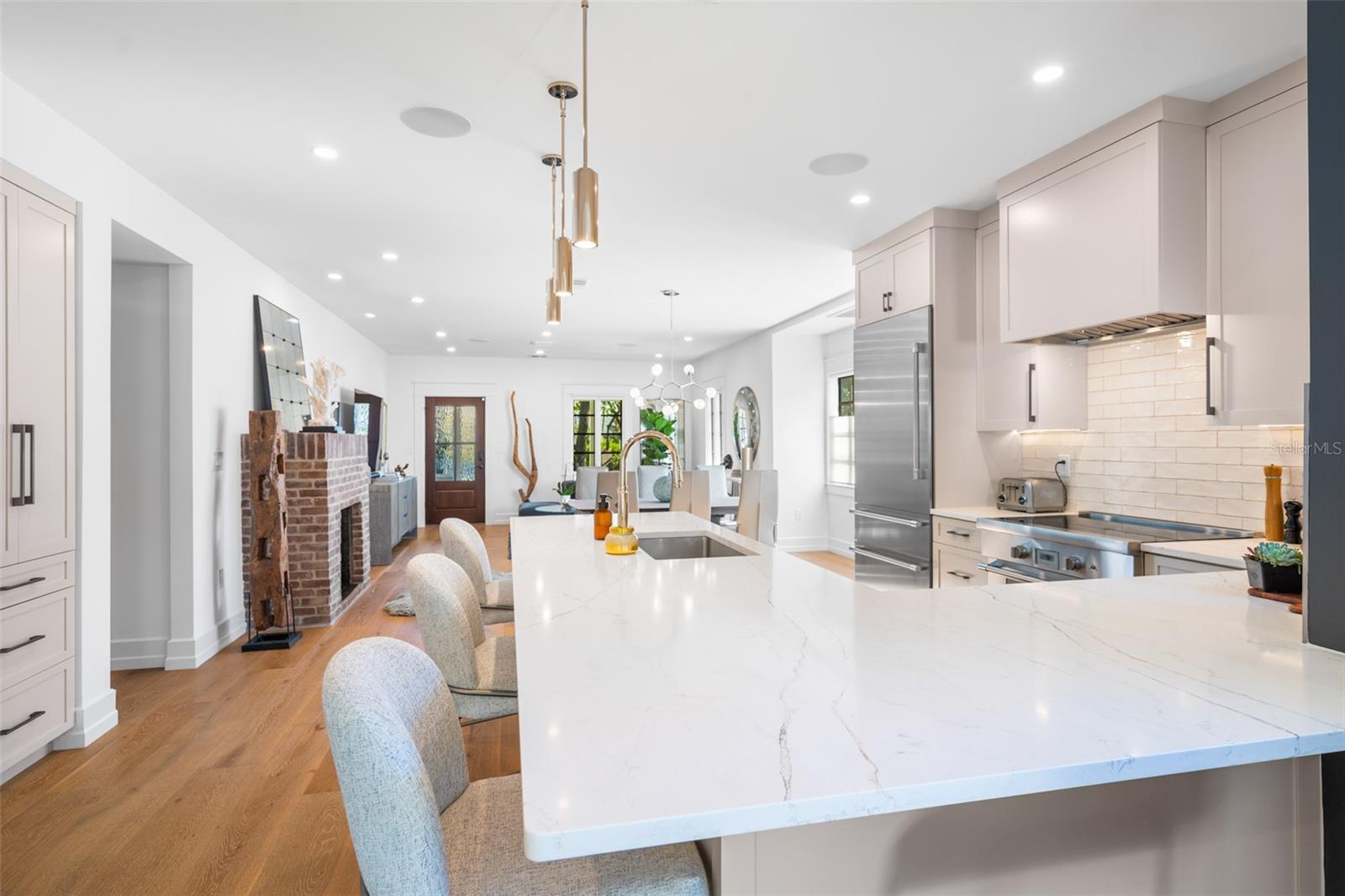 5302 N Central Avenue