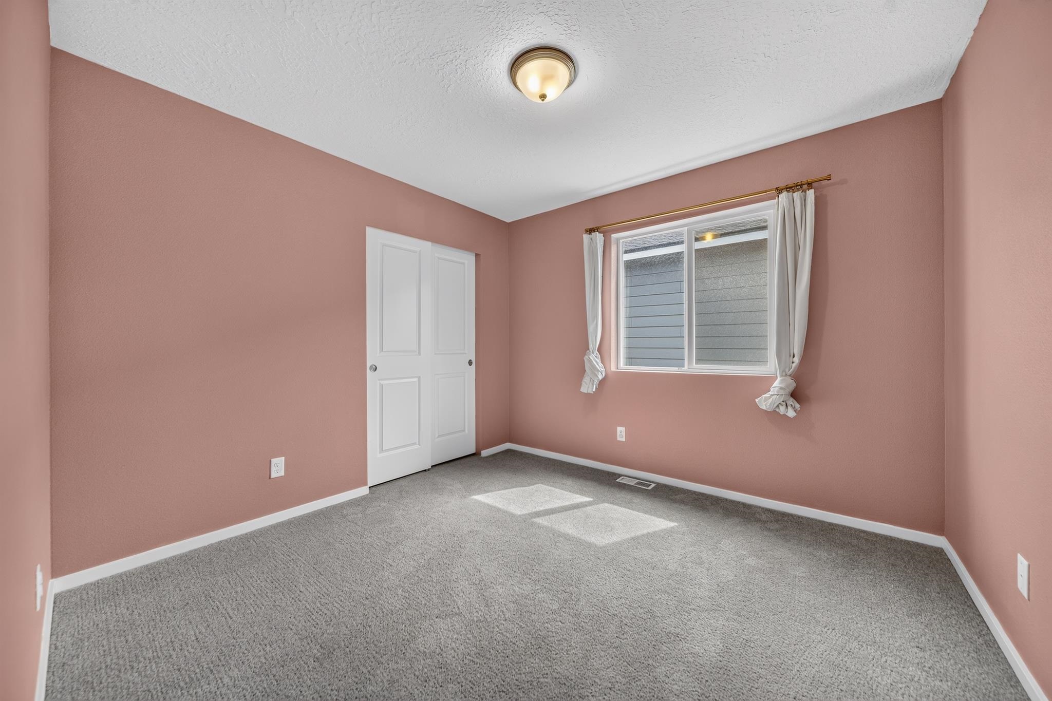 4440 W Bedford Ave