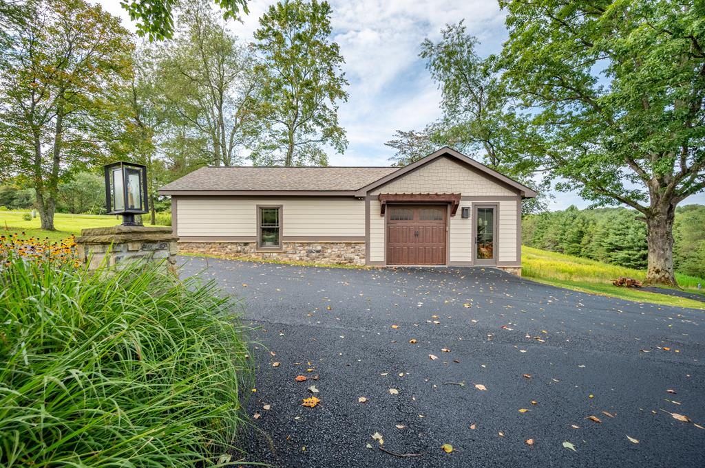 1205 Stone Mountain Road