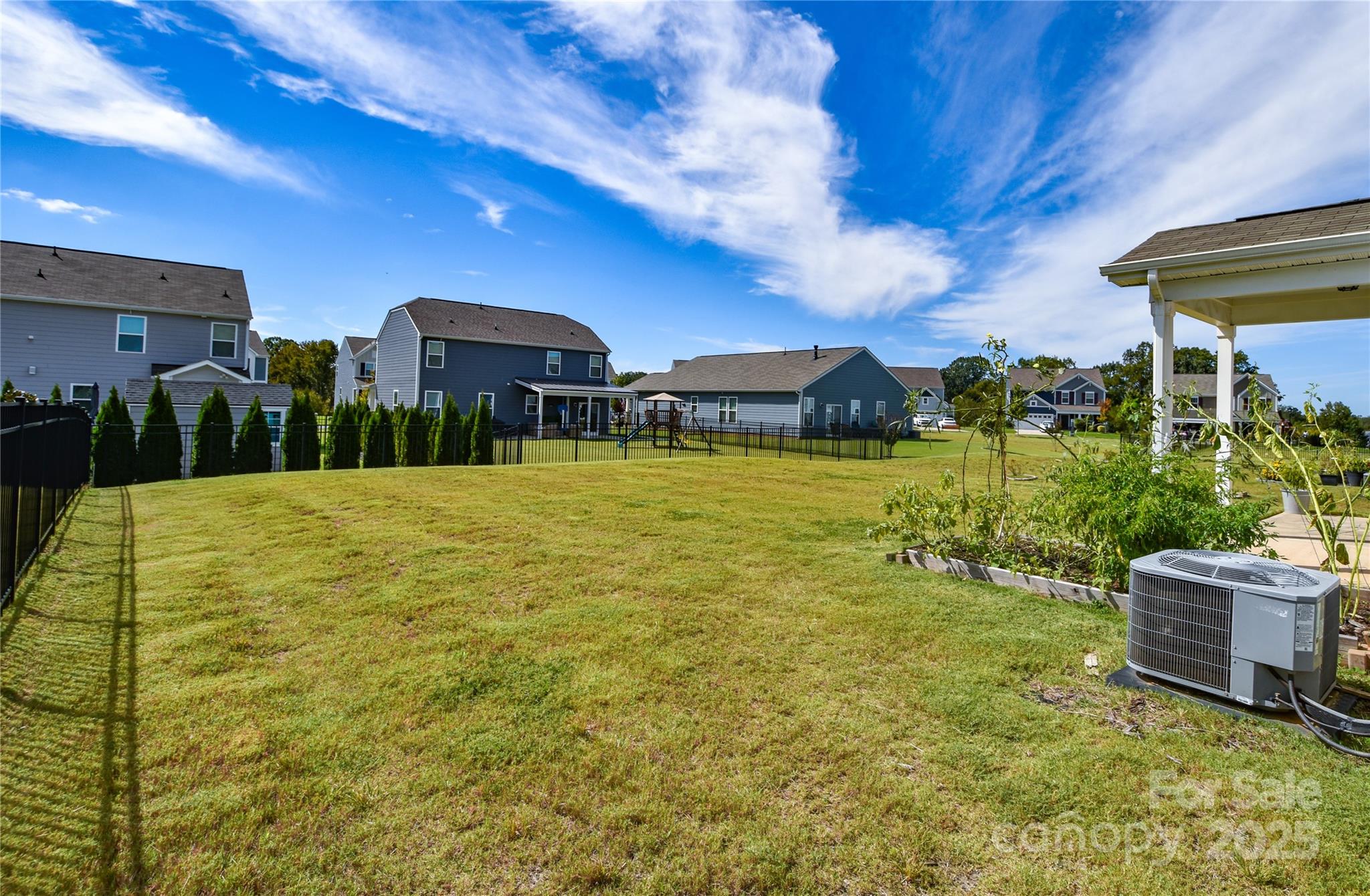 139 W Neel Ranch Road