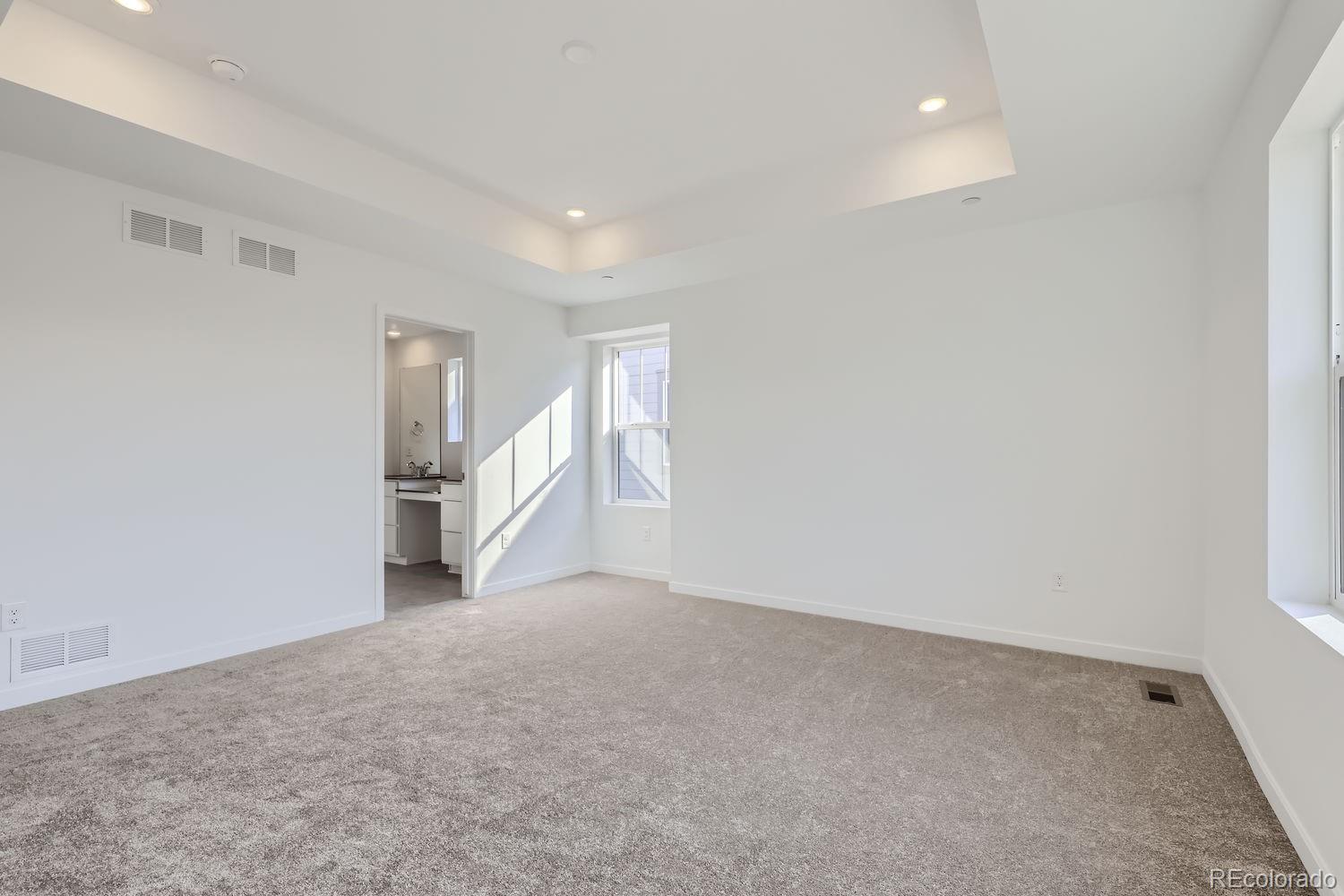 16494 E 109th Place