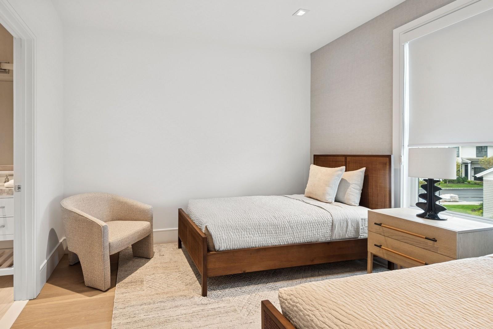 8 Magnolia Drive 2A