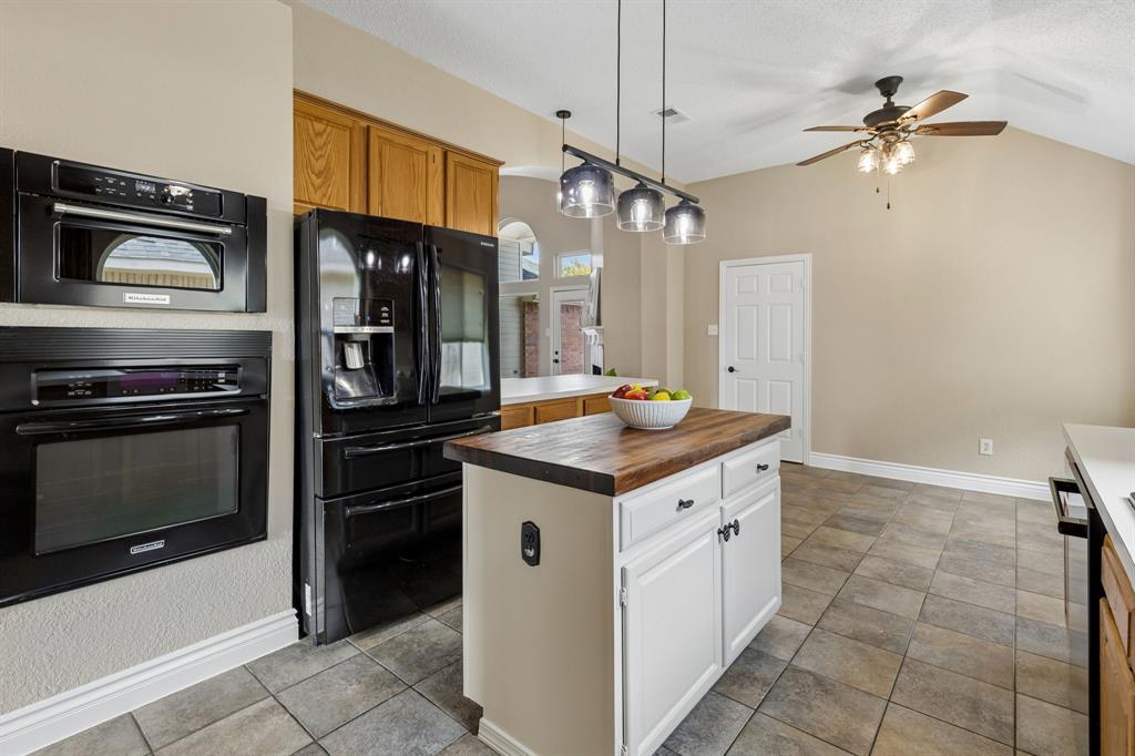 607 Grimsworth Court