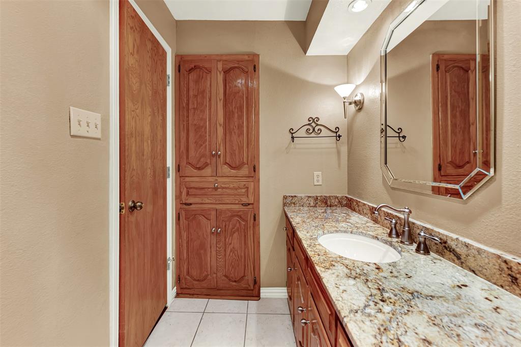 3205 Cross Timbers Lane