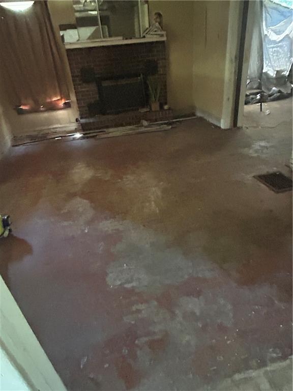 2512 Mersington Avenue