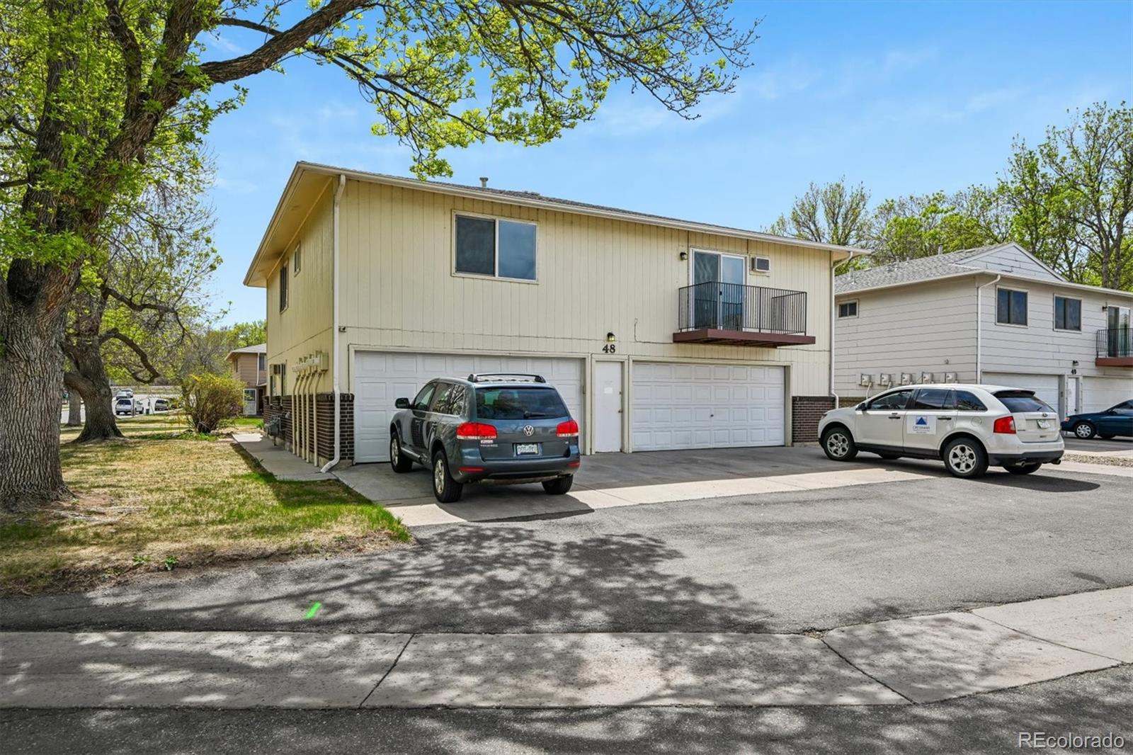 Hidden Gem on the Littleton/Lakewood Border—Don't Sleep on This One!  Fully Remodeled townhome sits quietly tucked back from the main road—close enough to everything, far enough to actually feel like home. All new windows and sliding glass door, carpet, flooring, SS appliances, Washtower, Light Fixtures and AC Unit!  Just shy of 1,000 sq ft, the layout is amazingly versatile. The open floor plan carves out real, usable space for living, dining, and a dedicated work area without feeling cramped. There's a natural spot where a second bedroom wall once existed — easily restored for anyone needing that extra room. The bones are there. You just have to decide what fits your life.  Abundant natural light pours through expansive windows.  Large Bedroom with a Private Entrance to the Bathroom.  Convenient Hall Laundry Closet.  Step outside to your private balcony and you'll understand the appeal immediately. Morning coffee can't get better than this — this is the kind of space that makes a smaller footprint feel like plenty. The garage space rounds things out with parking and extra storage that a lot of townhomes simply don't offer.  Hampden Villas provides community features such as a swimming pool, green spaces, and playground equipment set within professionally maintained grounds. Location-wise, you're sitting on a sweet spot: delivers exceptional connectivity: easy highway access via Hampden and 6th Avenue, close proximity to Belmar's extensive retail and restaurant options, and direct access to Bear Creek Greenbelt's trail system. Dining, recreation, and transit options are all easily accessible on foot. This thoroughly remodeled townhome offers a compelling combination of modern finishes, prime location, and affordable HOA dues—an outstanding opportunity in the current market.