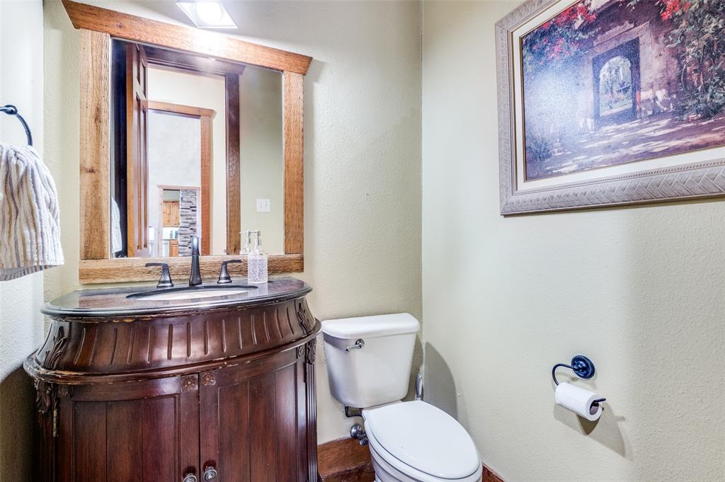 2403 Amberleaf Court