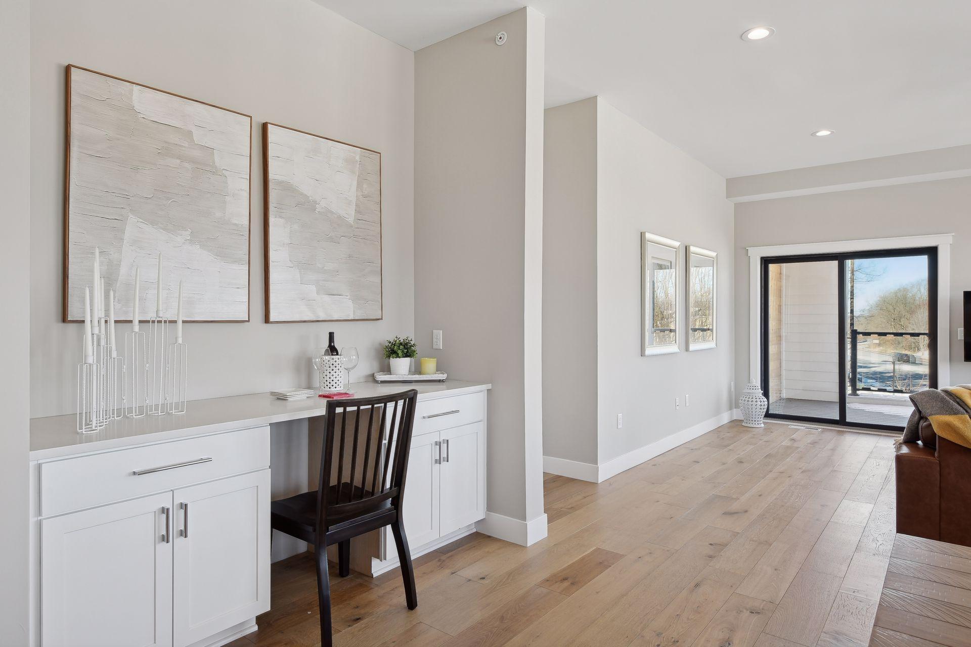 5734 Shady Oak Road S 12