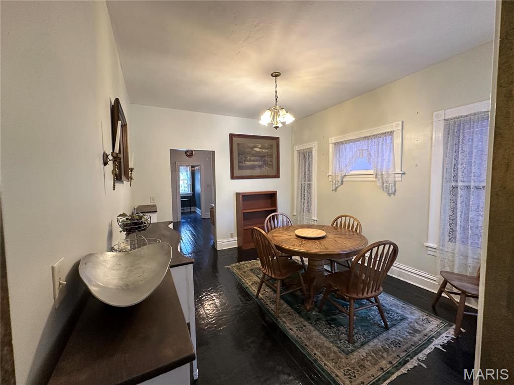 310 N 3rd
