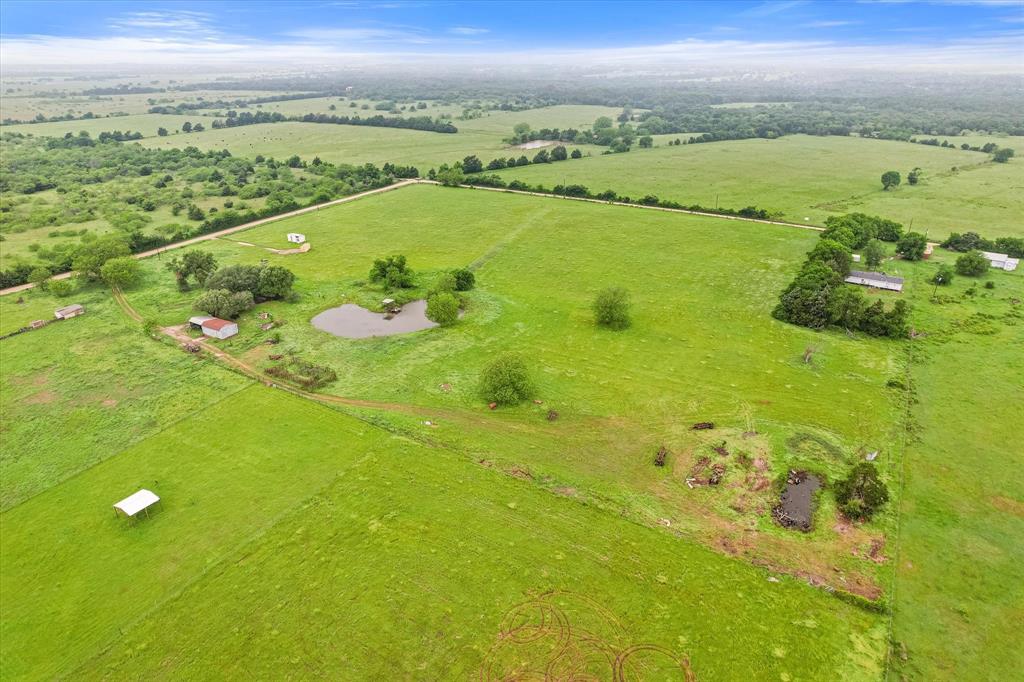 3305 NE County Road 3070