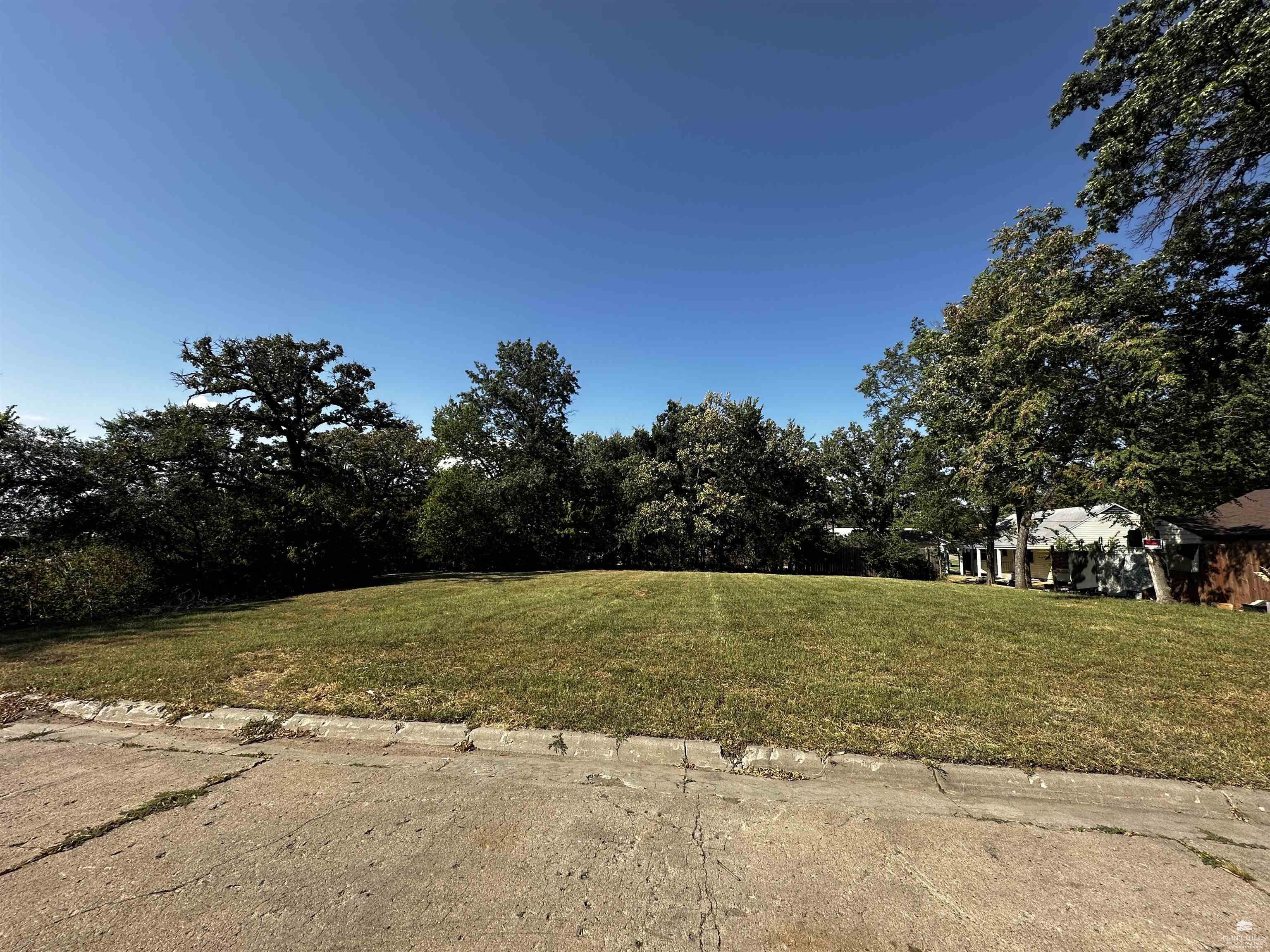 1200 Oak Street