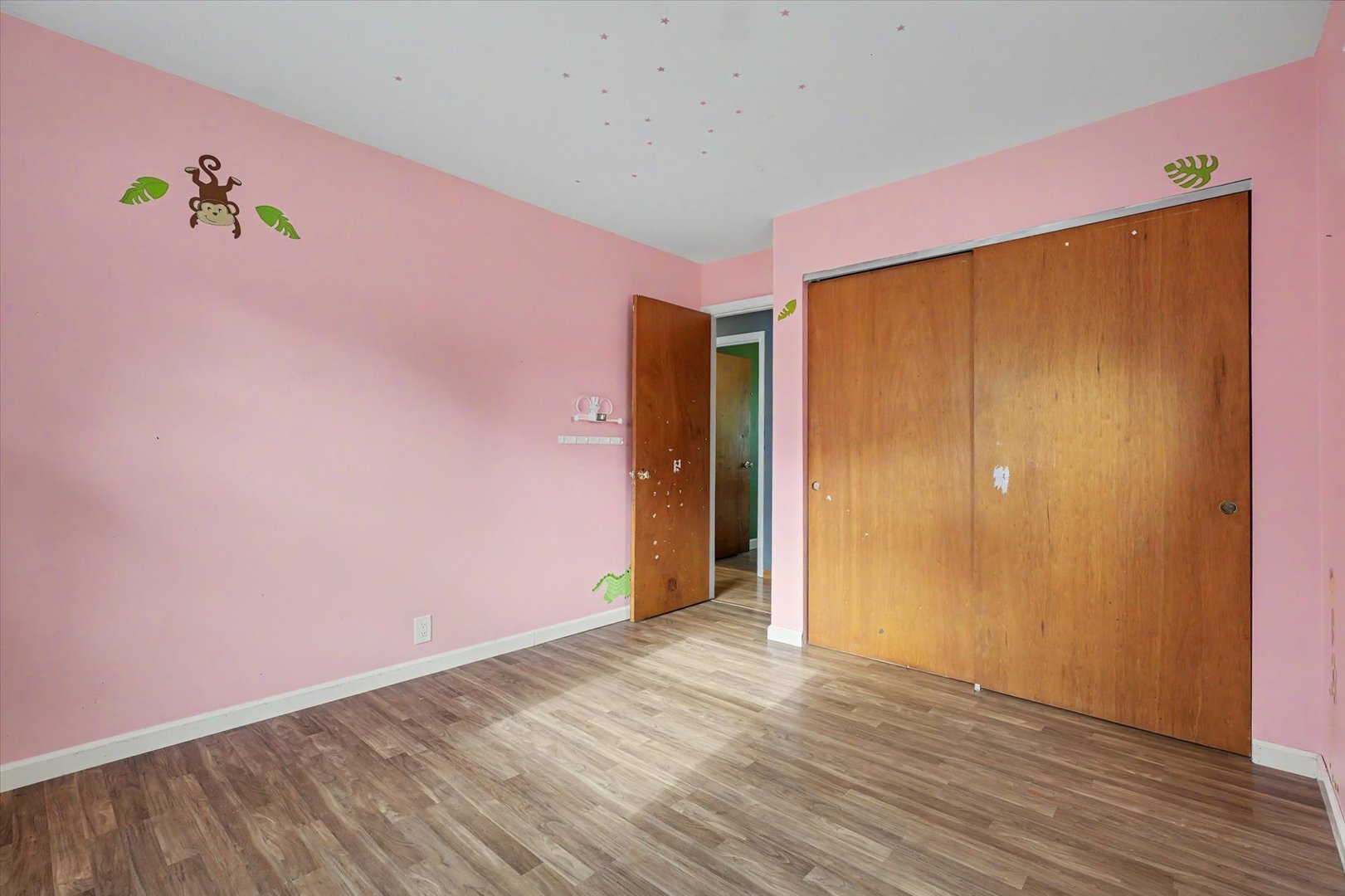 2401 Arden Drive